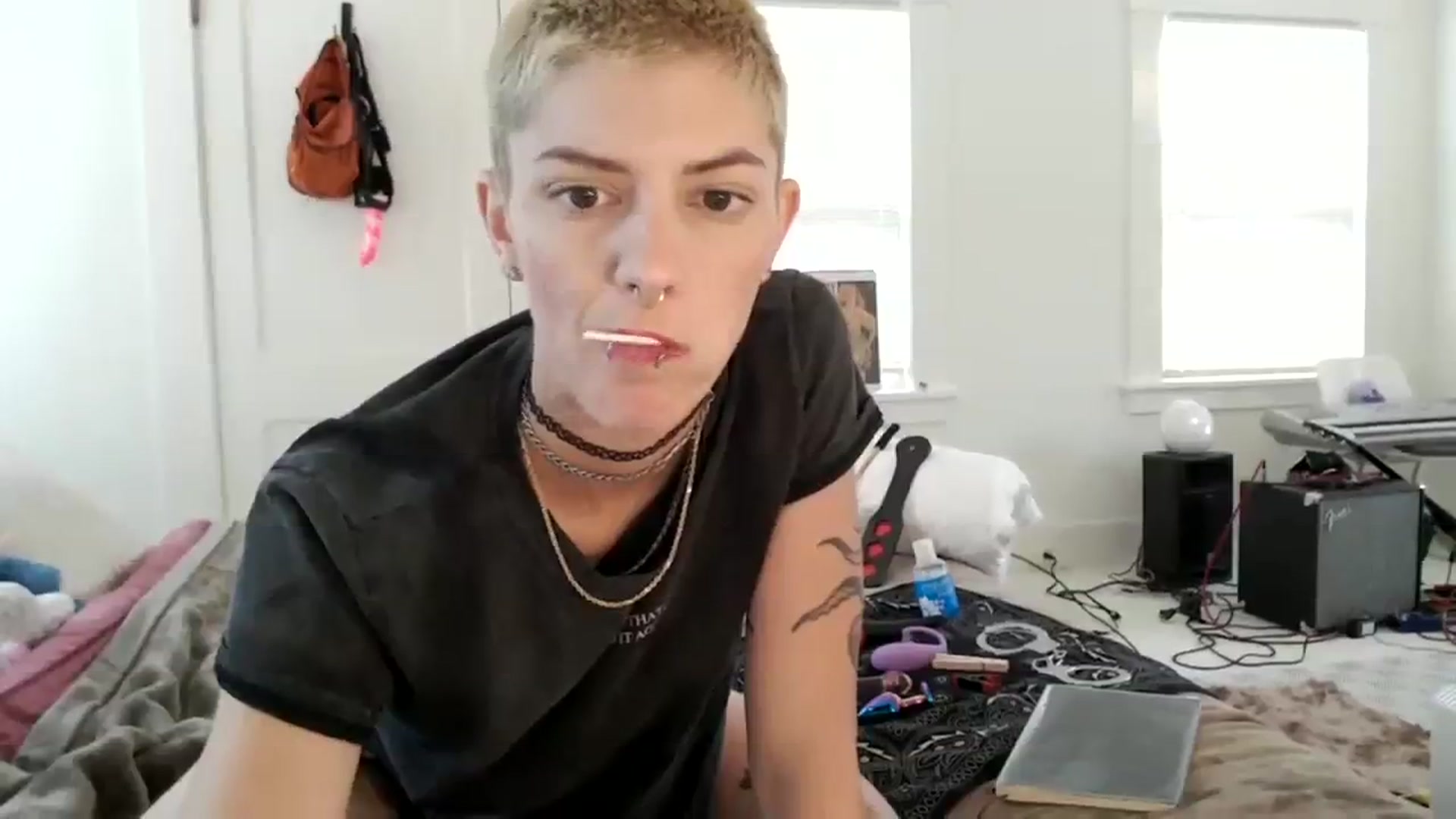 Gallery image thumbnail from Bigm0mmy's myfreecams stream on, 09/24/2023, 19:49 image 7 of 20