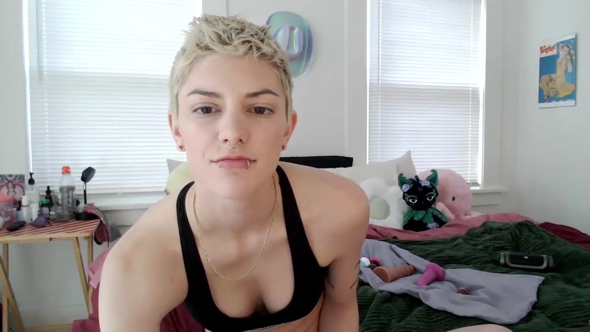 Gallery image thumbnail from Bigm0mmy's myfreecams stream on, 03/09/2024, 21:32 image 2 of 20