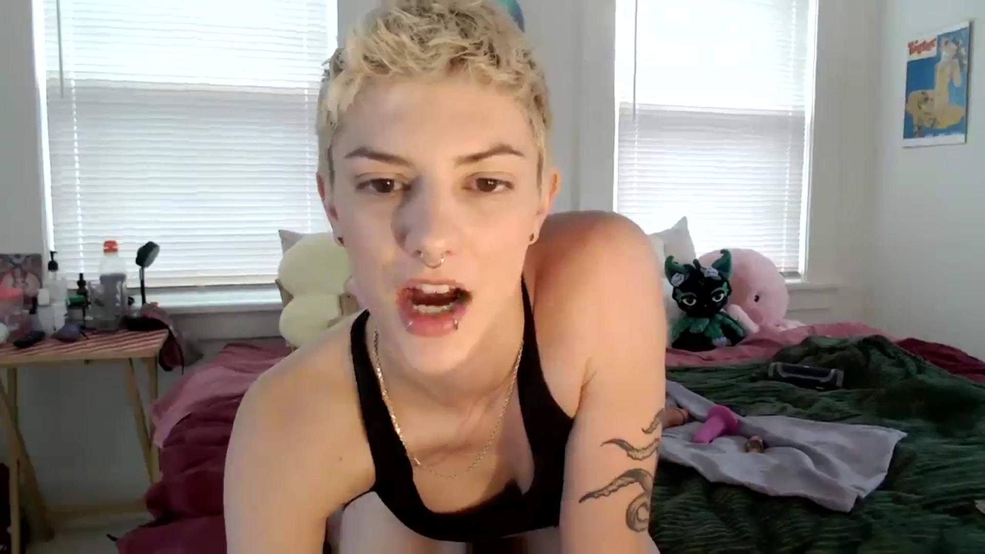 Gallery image thumbnail from Bigm0mmy's myfreecams stream on, 03/09/2024, 21:32 image 13 of 20