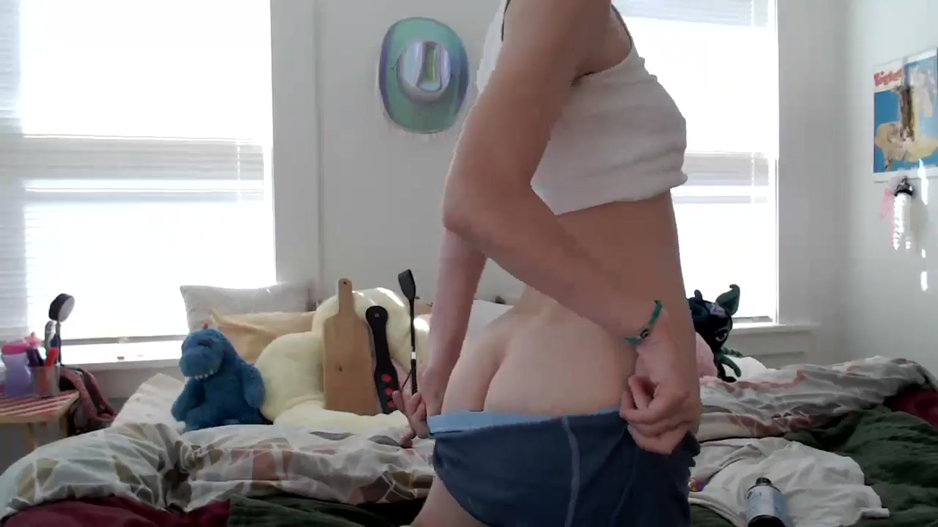 Gallery image thumbnail from Bigm0mmy's myfreecams stream on, 04/17/2024, 22:52 image 12 of 20