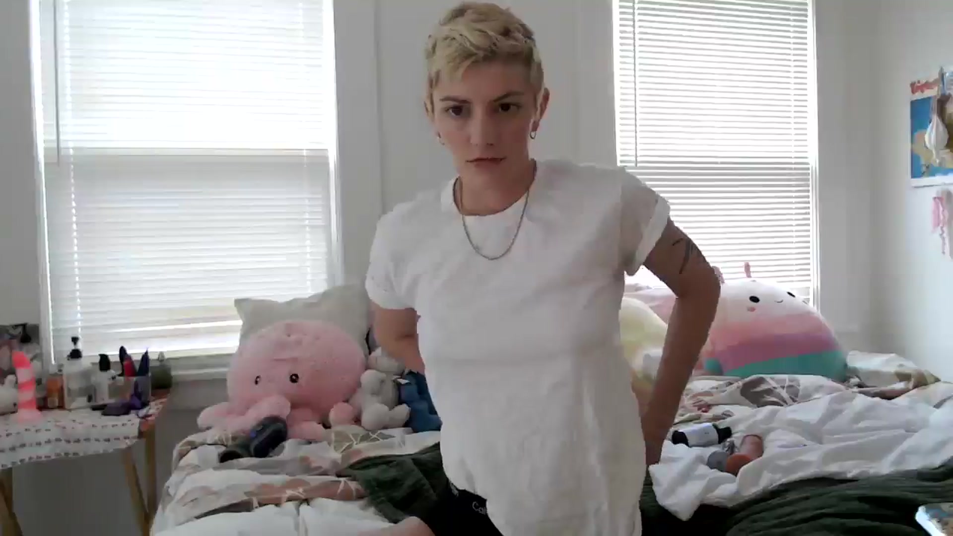 Gallery image thumbnail from Bigm0mmy's myfreecams stream on, 05/25/2024, 21:03 image 2 of 20