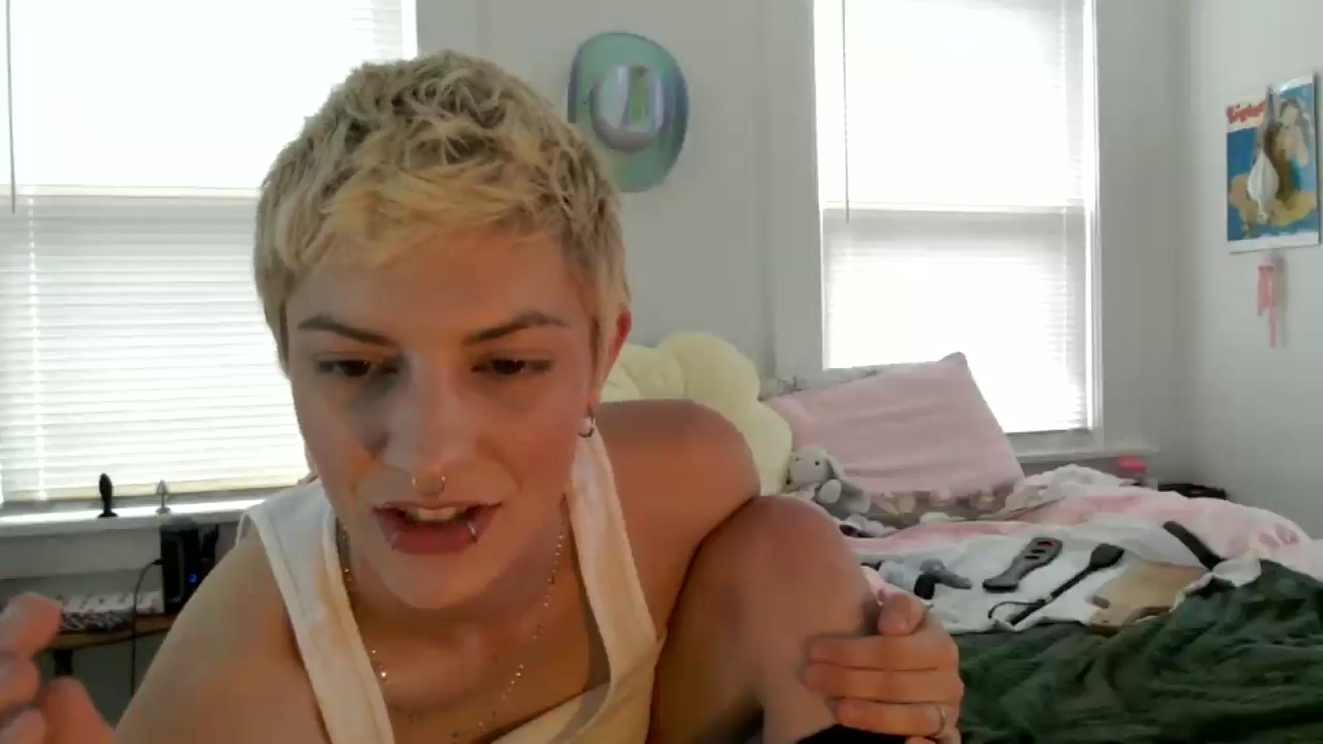 Gallery image thumbnail from Bigm0mmy's myfreecams stream on, 05/29/2024, 24:32 image 17 of 20