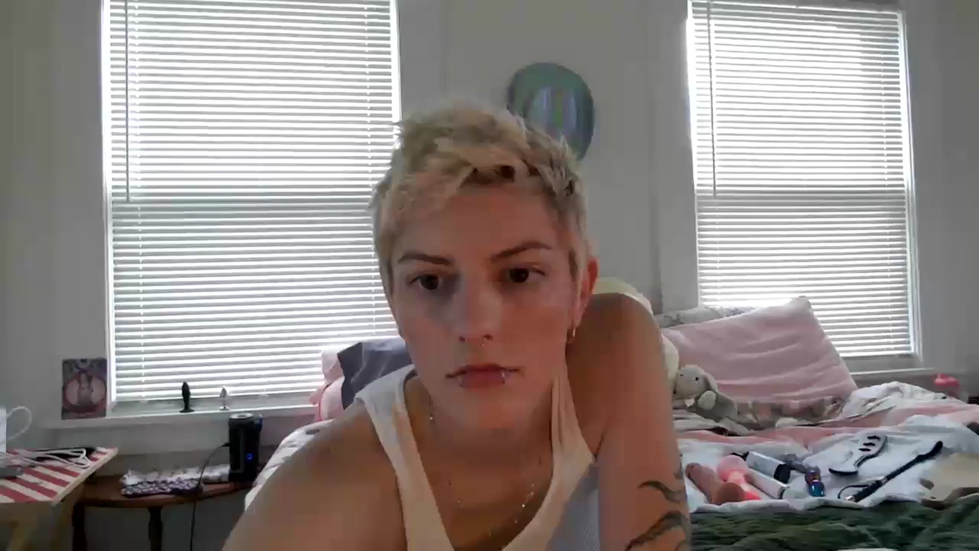 Gallery image thumbnail from Bigm0mmy's myfreecams stream on, 05/29/2024, 24:32 image 1 of 20