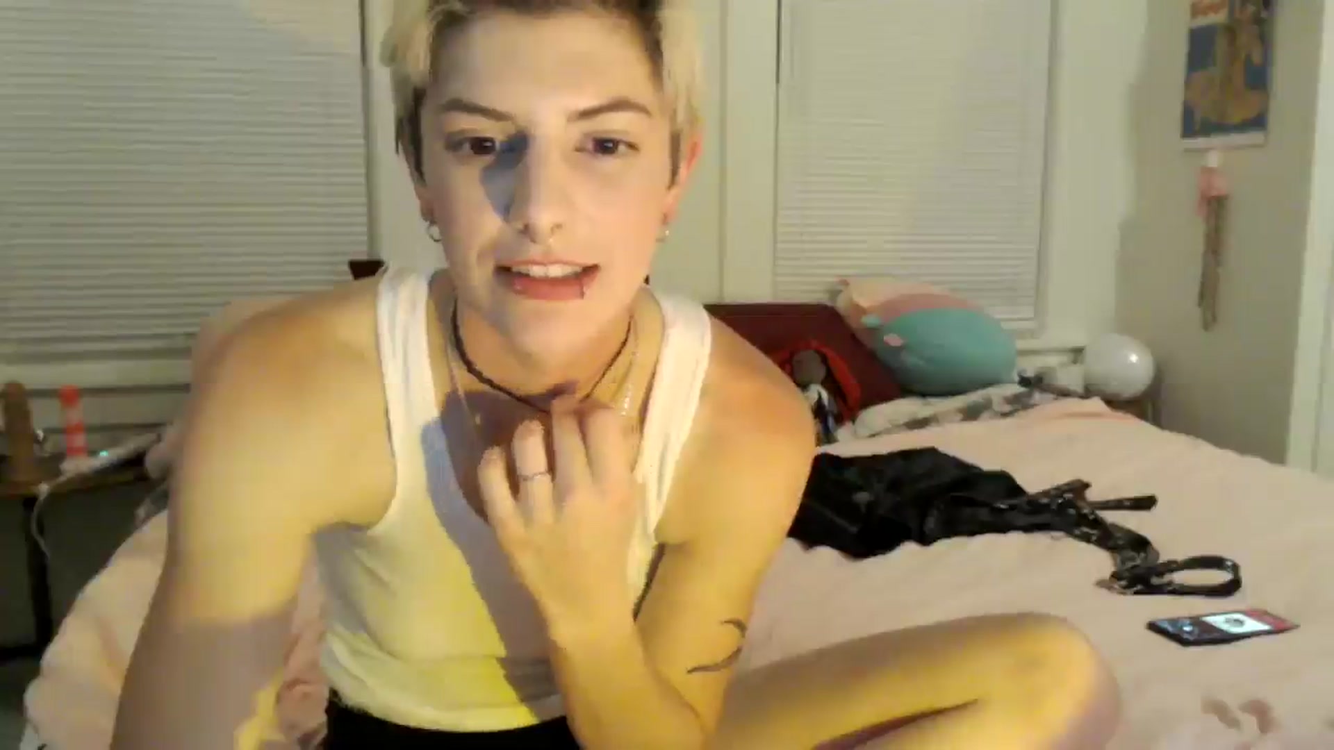 Gallery image thumbnail from Bigm0mmy's myfreecams stream on, 07/14/2024, 05:05 image 15 of 20