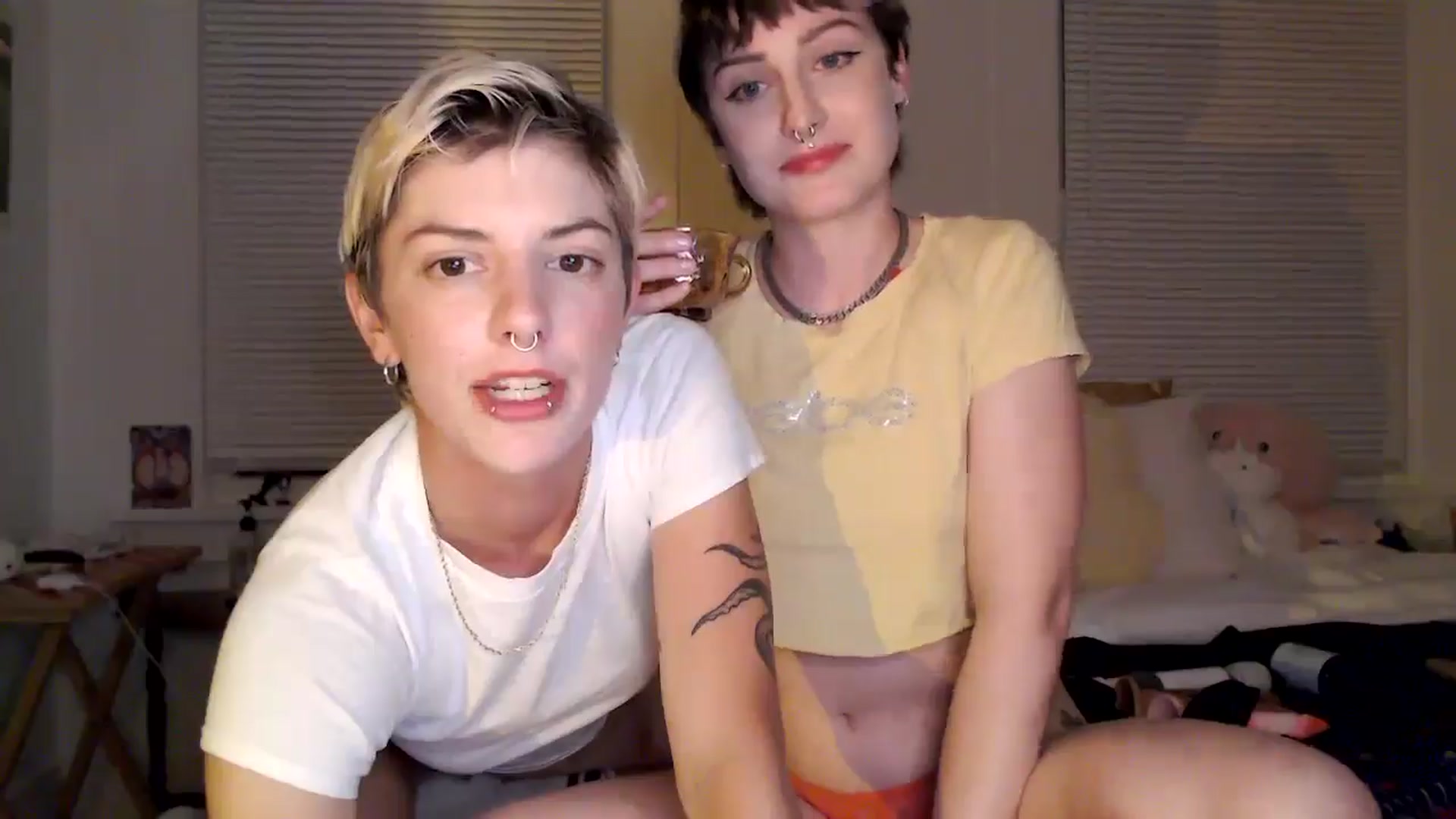 Gallery image thumbnail from Bigm0mmy's myfreecams stream on, 07/24/2024, 05:58 image 7 of 20