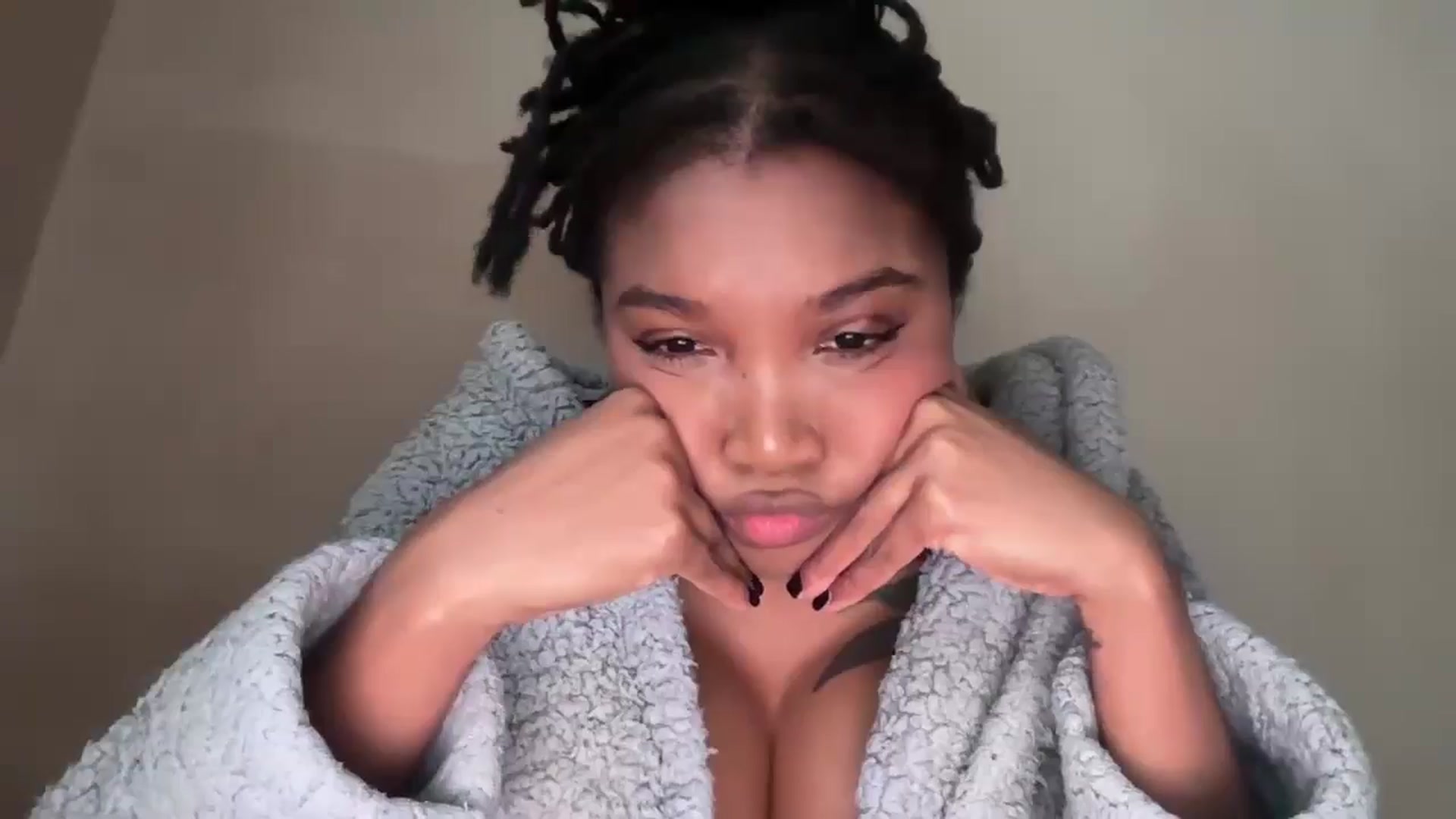 Gallery image thumbnail from BikiniBabe88's myfreecams stream on, 05/26/2025, 19:06 image 15 of 20