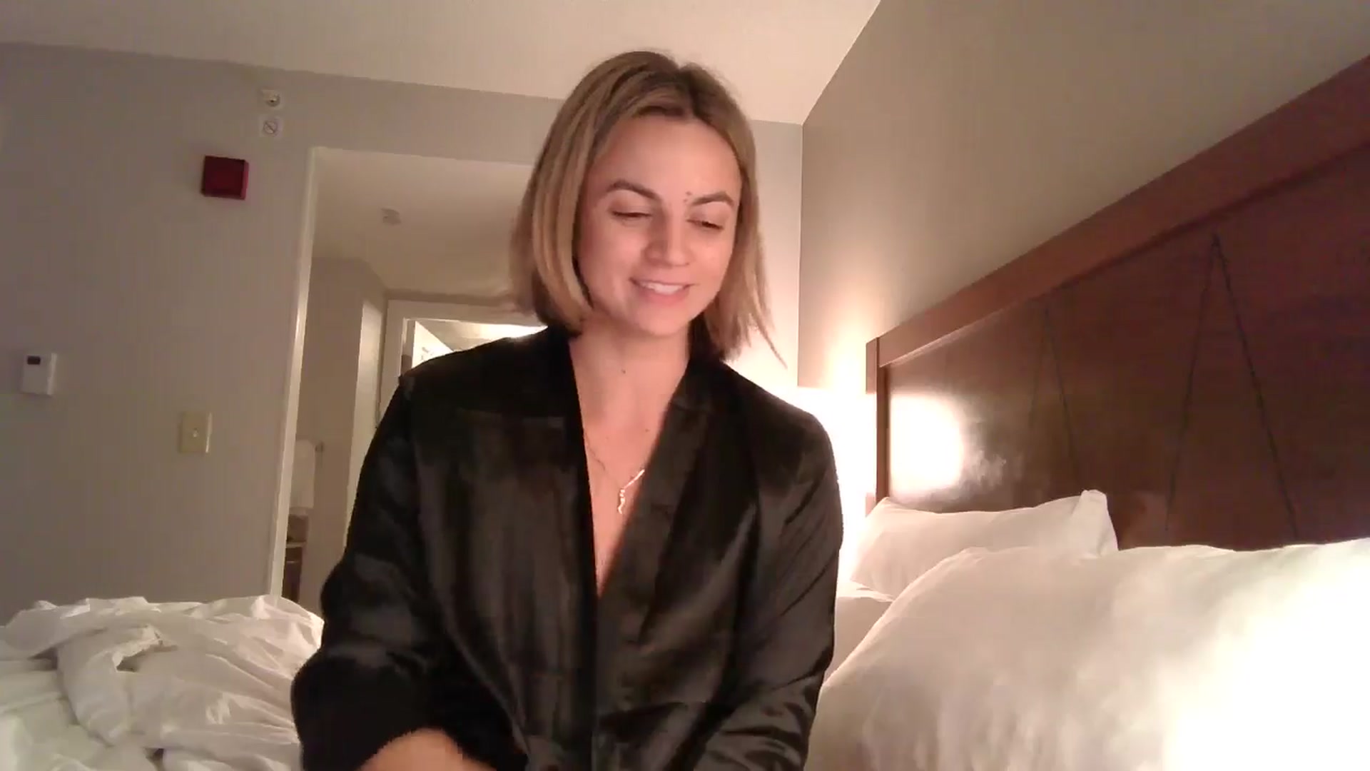 Gallery image thumbnail from Billie_Rhodes's myfreecams stream on, 09/24/2024, 01:21 image 9 of 20