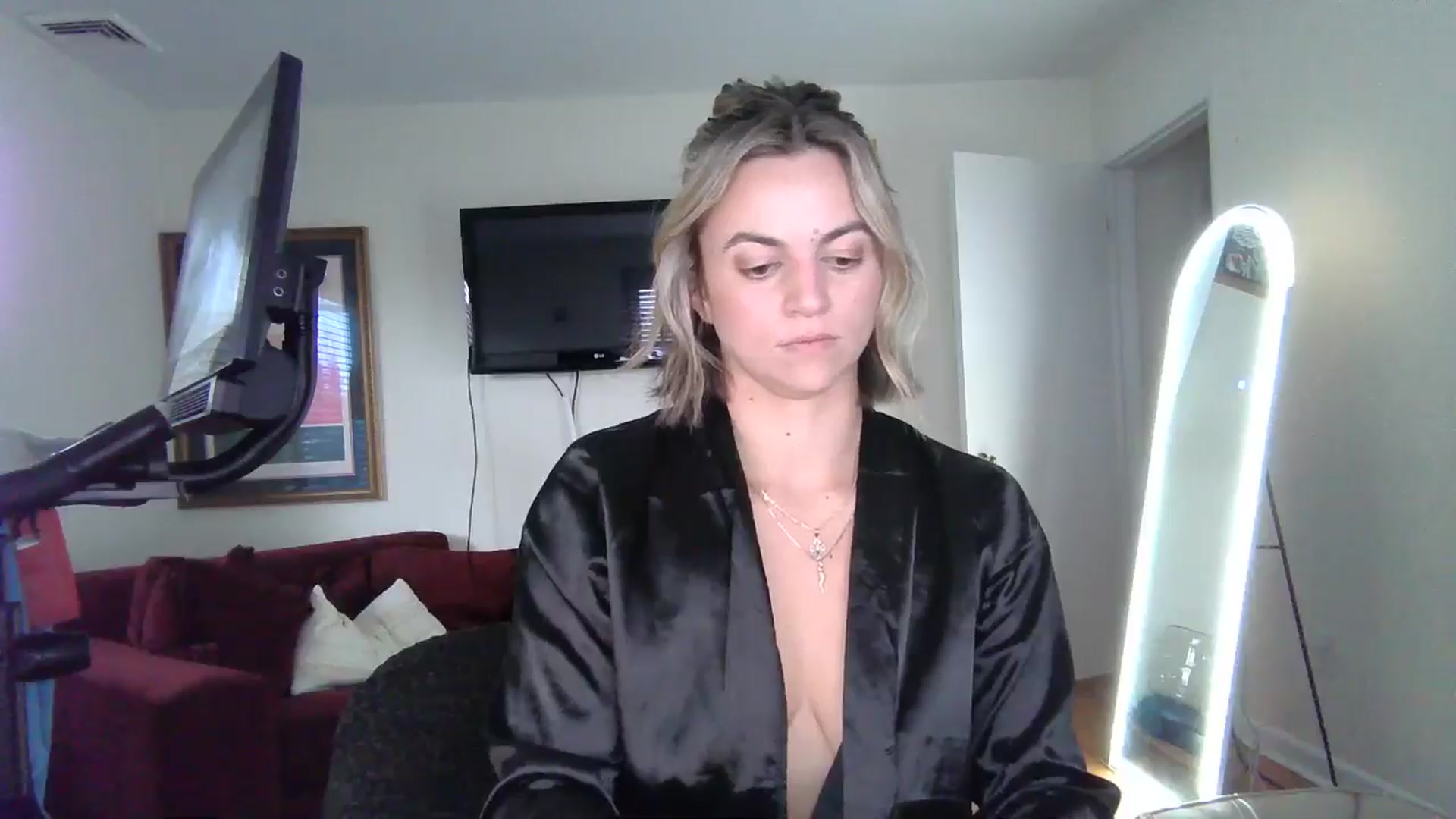 Gallery image thumbnail from Billie_Rhodes's myfreecams stream on, 09/26/2024, 15:05 image 5 of 20
