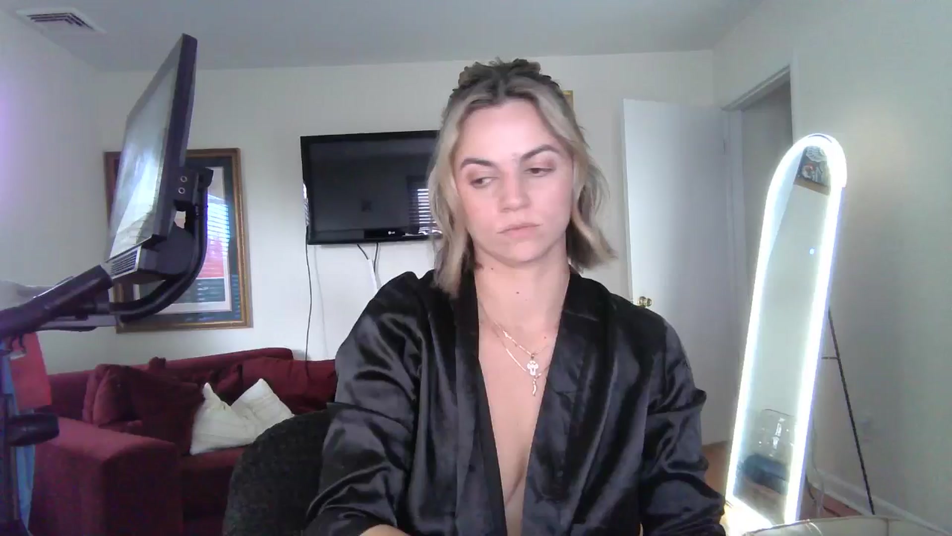 Gallery image thumbnail from Billie_Rhodes's myfreecams stream on, 09/26/2024, 15:05 image 14 of 20