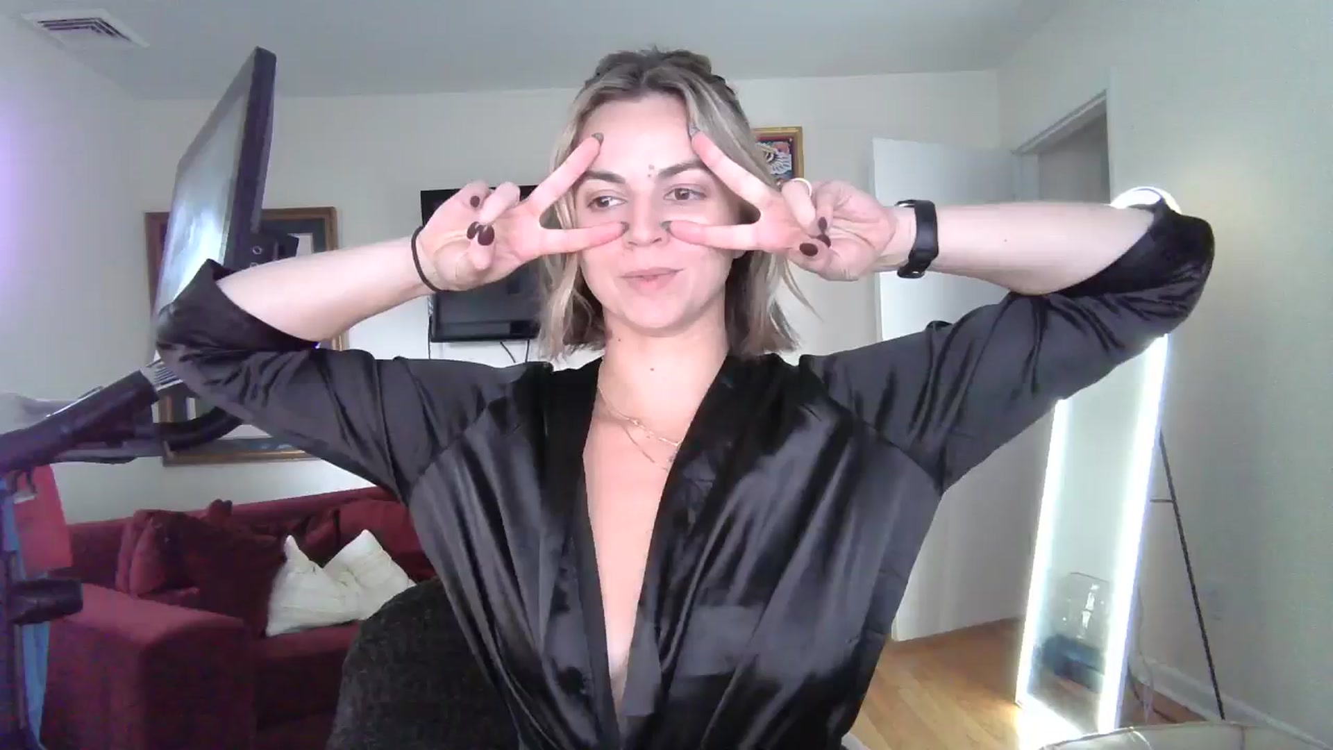 Gallery image thumbnail from Billie_Rhodes's myfreecams stream on, 09/26/2024, 15:05 image 18 of 20
