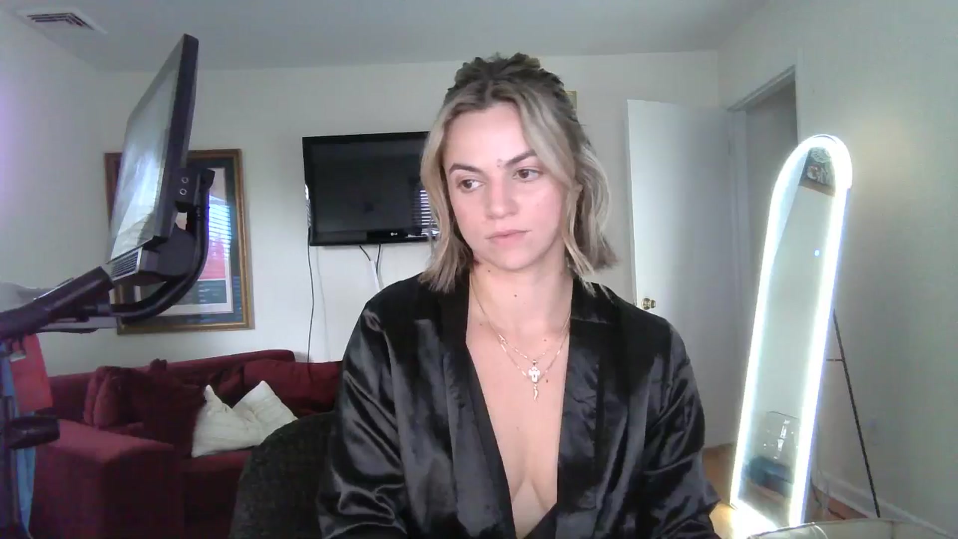 Gallery image thumbnail from Billie_Rhodes's myfreecams stream on, 09/26/2024, 15:05 image 9 of 20