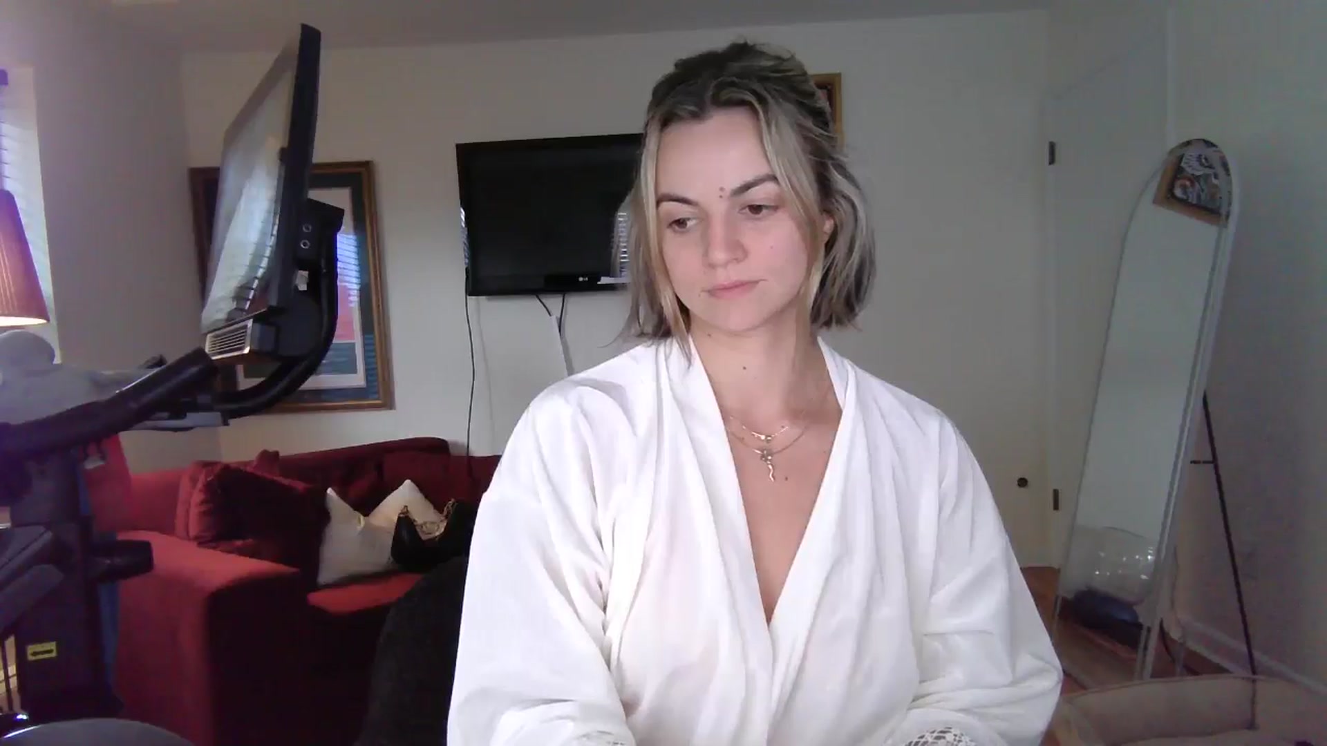 Gallery image thumbnail from Billie_Rhodes's myfreecams stream on, 09/27/2024, 14:35 image 13 of 20