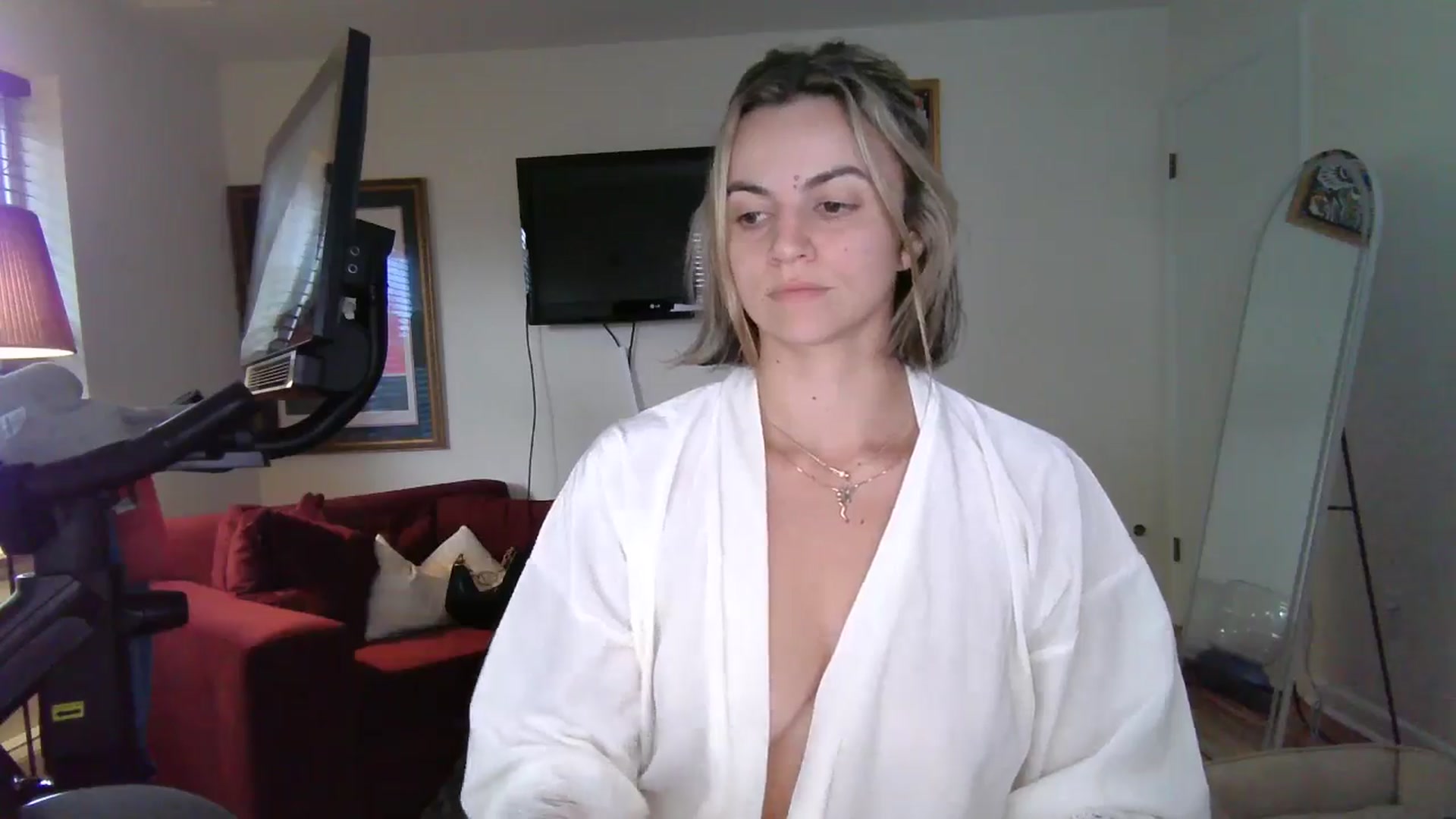 Gallery image thumbnail from Billie_Rhodes's myfreecams stream on, 09/27/2024, 14:35 image 15 of 20
