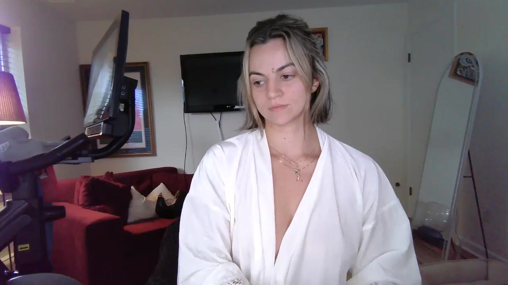 Gallery image thumbnail from Billie_Rhodes's myfreecams stream on, 09/27/2024, 14:35 image 14 of 20