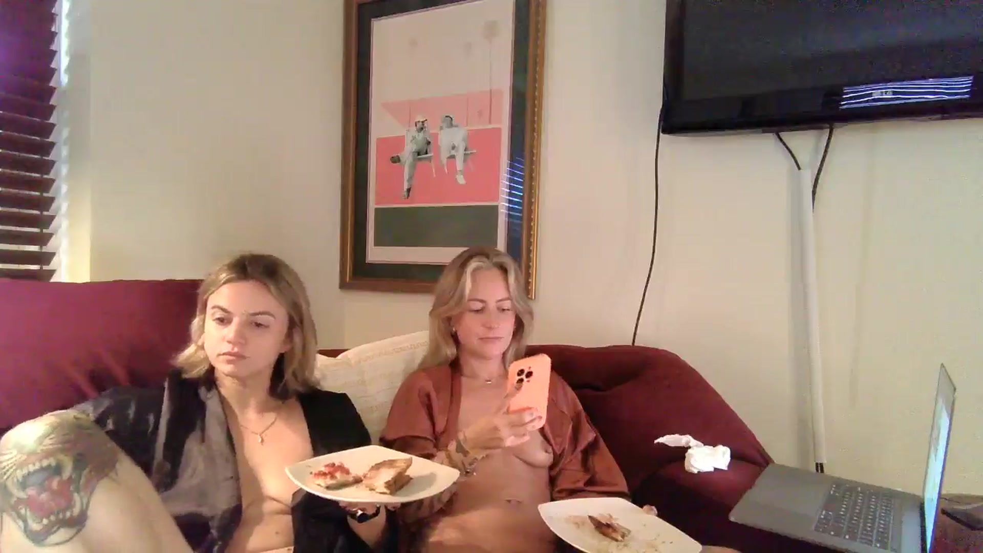 Gallery image thumbnail from Billie_Rhodes's myfreecams stream on, 09/28/2024, 21:08 image 8 of 20