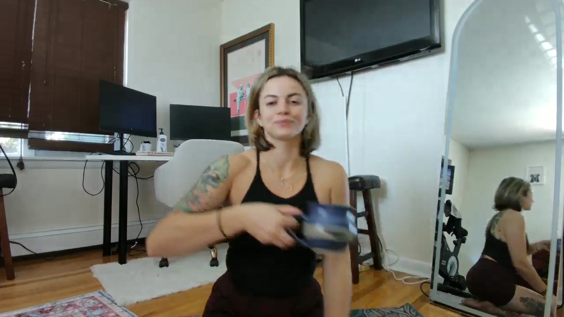 Gallery image thumbnail from Billie_Rhodes's myfreecams stream on, 10/06/2024, 14:06 image 19 of 20