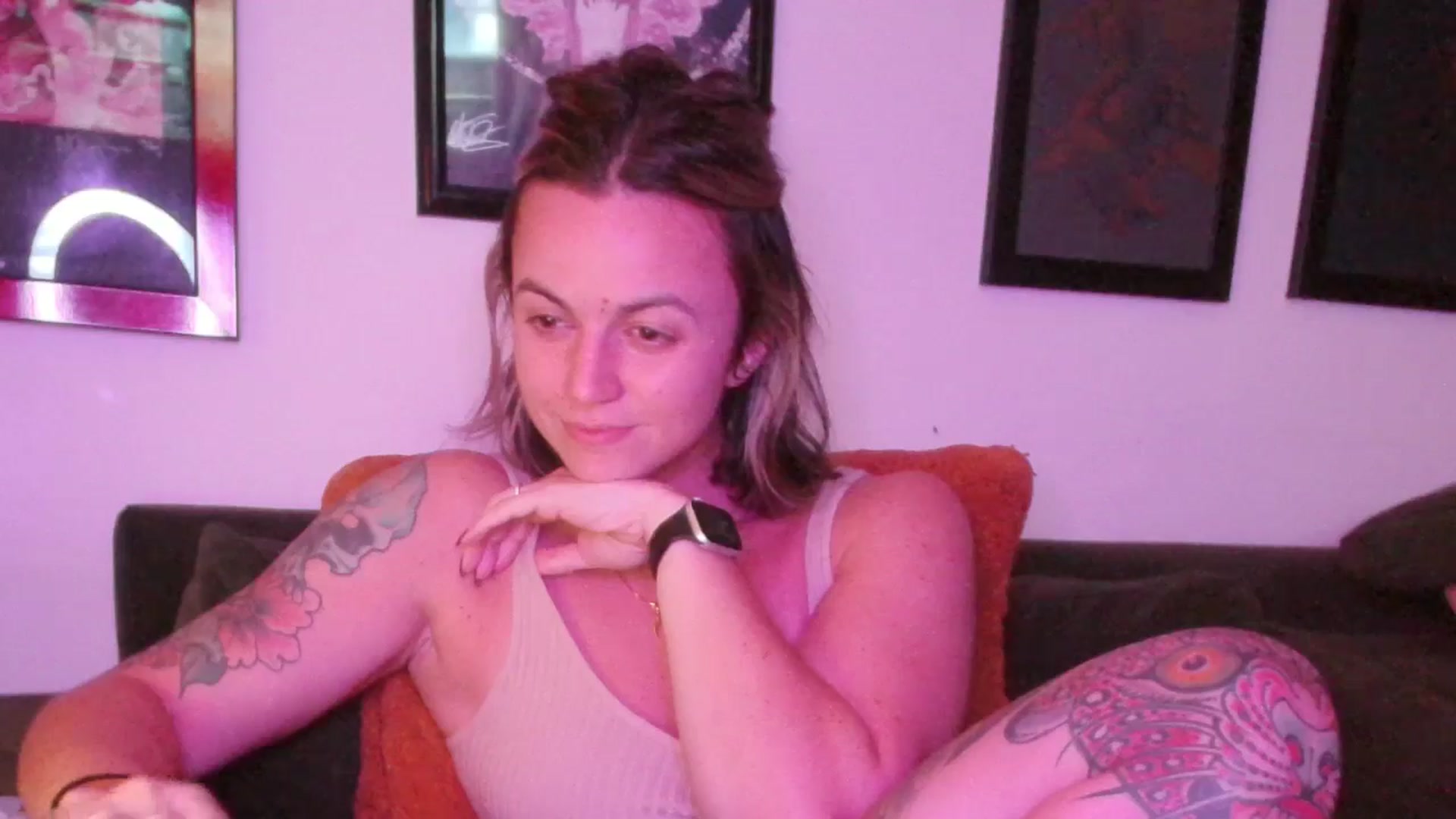 Gallery image thumbnail from Billie_Rhodes's myfreecams stream on, 10/08/2024, 24:31 image 16 of 20