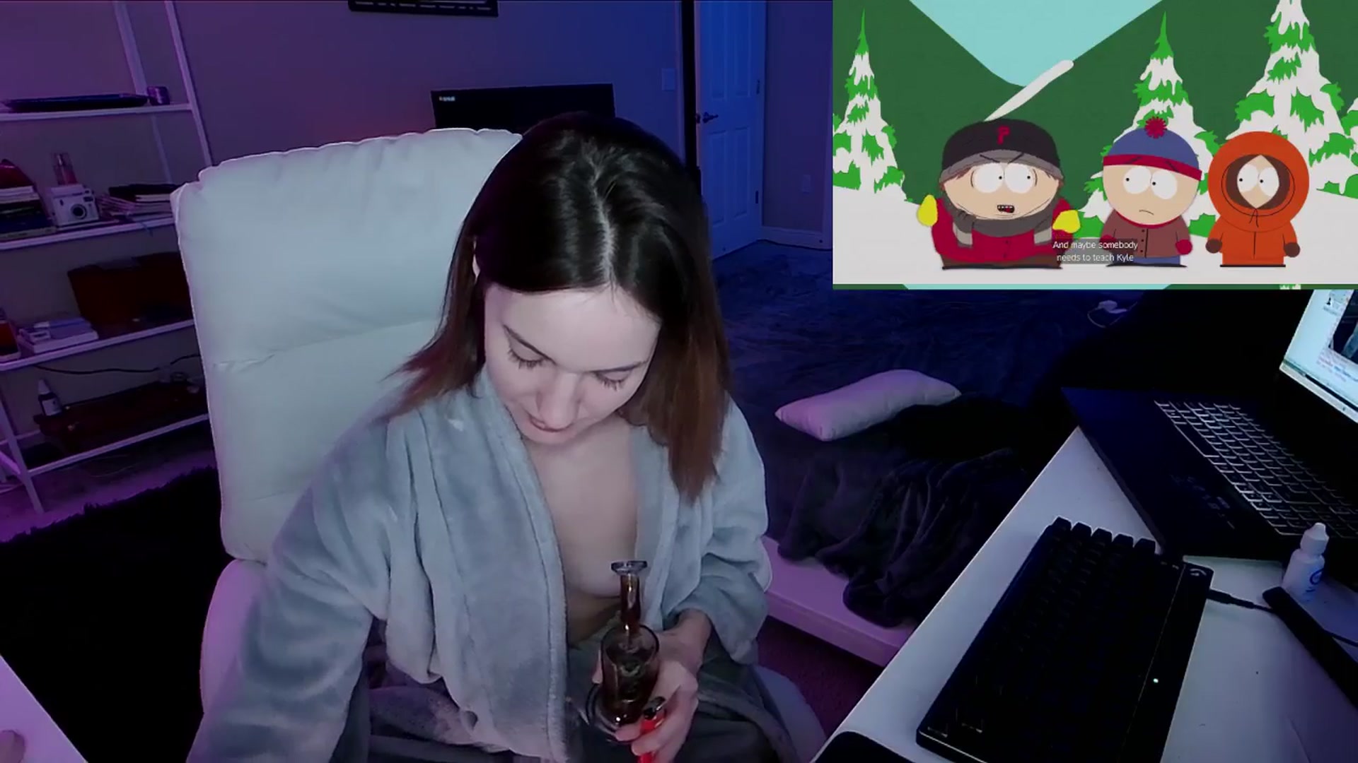 Gallery image thumbnail from BillsBabyMama's myfreecams stream on, 11/04/2024, 05:02 image 12 of 20