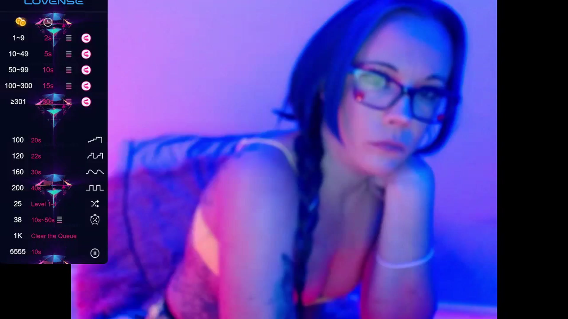 Gallery image thumbnail from BipolarNoodle's myfreecams stream on, 09/18/2023, 01:59 image 7 of 20