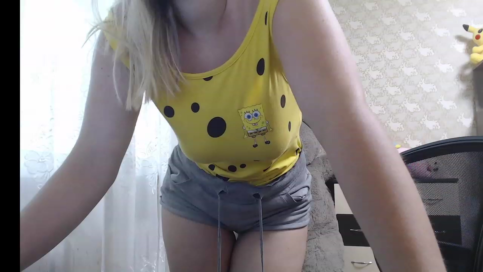 Gallery image thumbnail from BirdOfFlirty's myfreecams stream on, 08/19/2023, 16:02 image 16 of 20