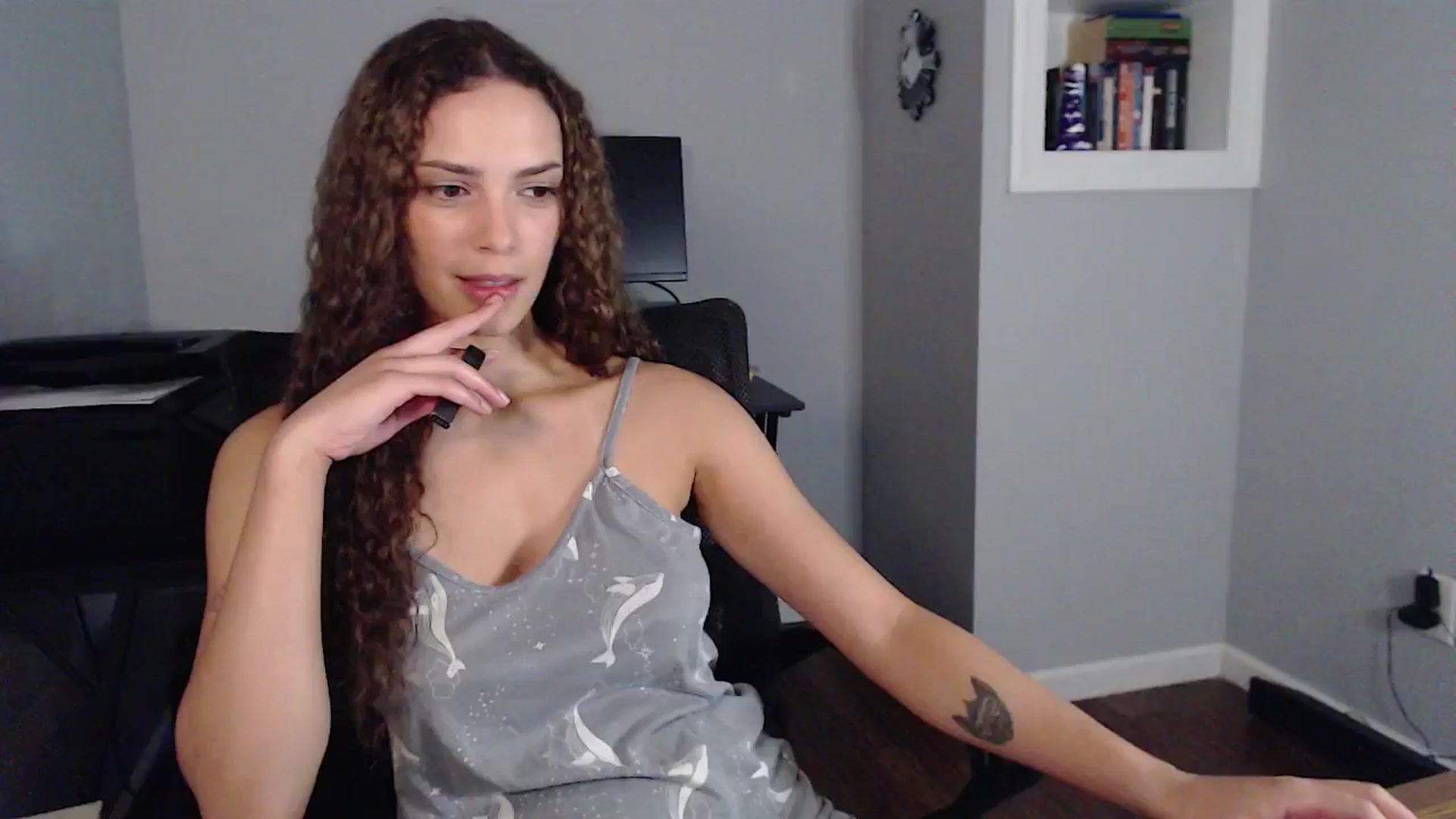 Gallery image thumbnail from Bird_Babe's myfreecams stream on, 09/05/2024, 24:34 image 12 of 20