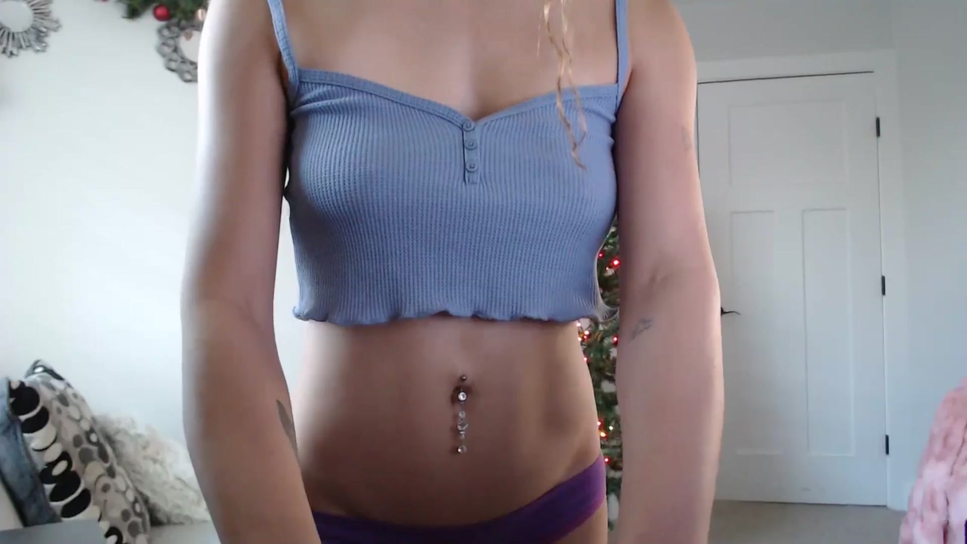 Gallery image thumbnail from Bird_Babe's myfreecams stream on, 11/20/2025, 19:55 image 15 of 20