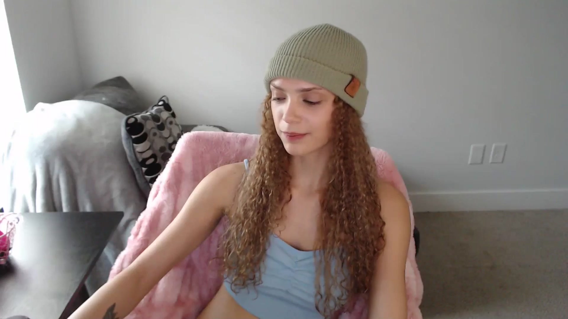 Gallery image thumbnail from Bird_Babe's myfreecams stream on, 01/06/2026, 19:55 image 20 of 20