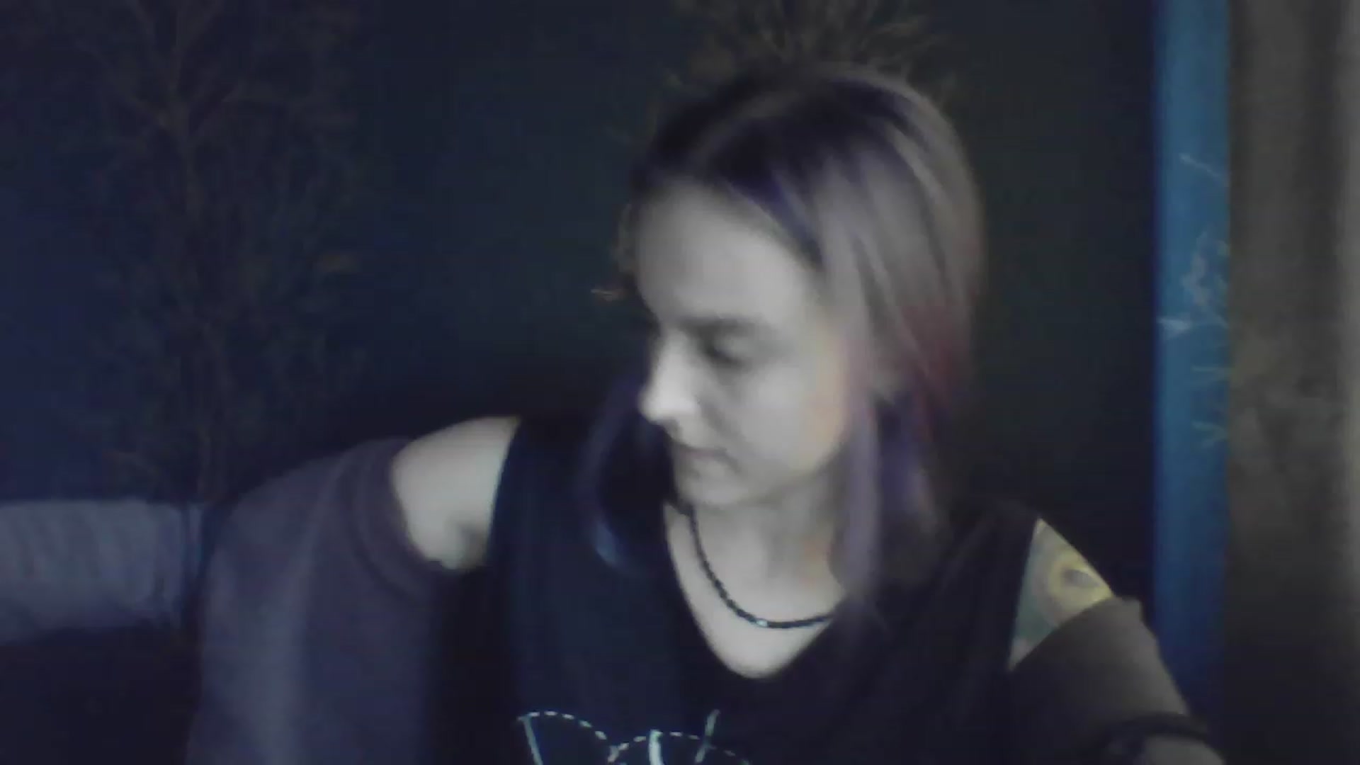 Gallery image thumbnail from Bird_Blue's myfreecams stream on, 11/22/2022, 13:20 image 15 of 20