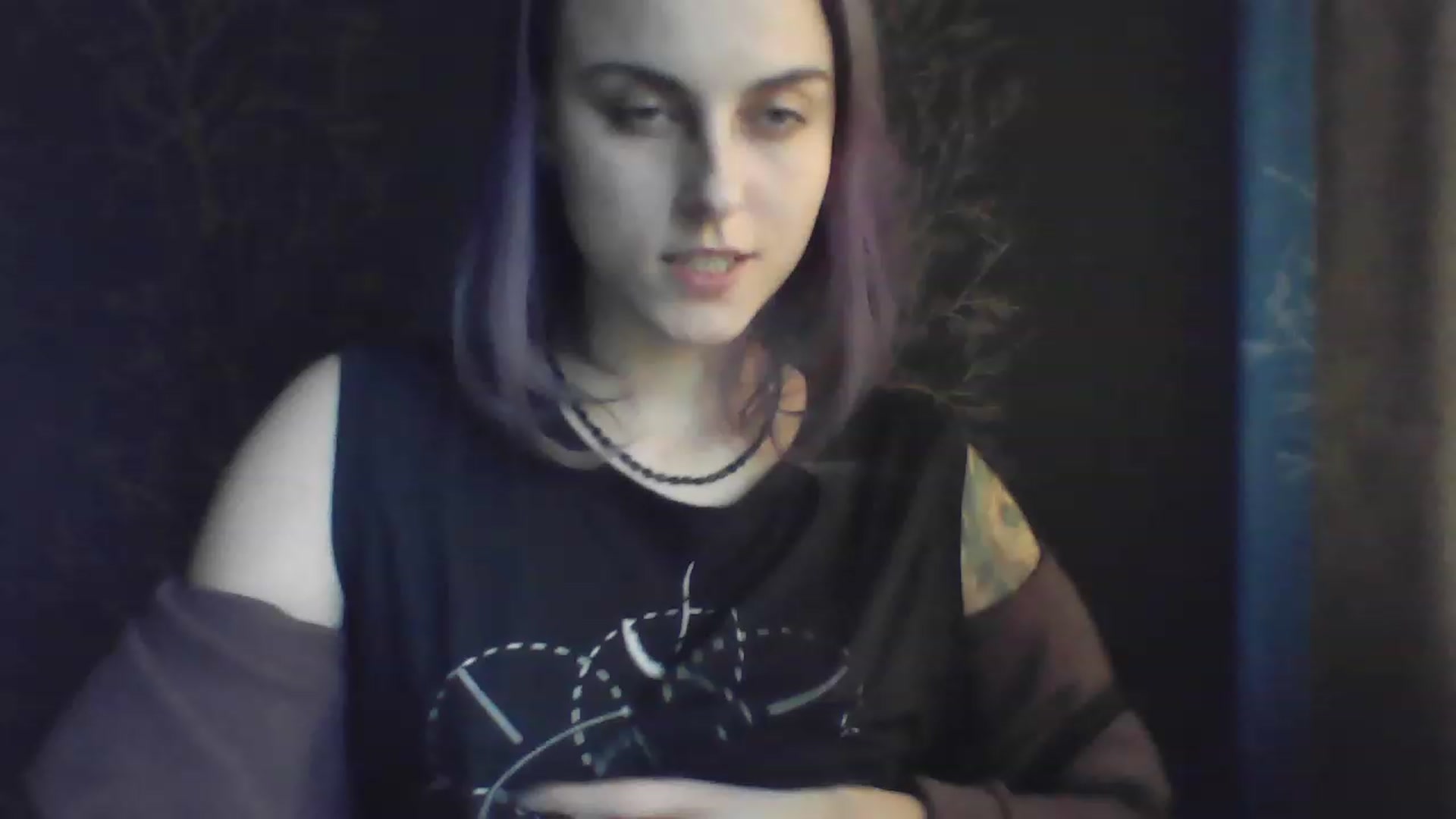 Gallery image thumbnail from Bird_Blue's myfreecams stream on, 11/22/2022, 13:20 image 18 of 20