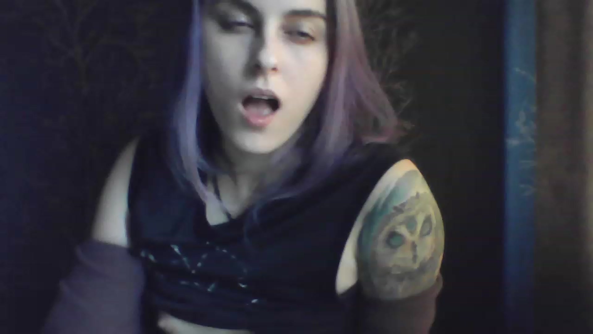 Gallery image thumbnail from Bird_Blue's myfreecams stream on, 11/22/2022, 13:20 image 19 of 20