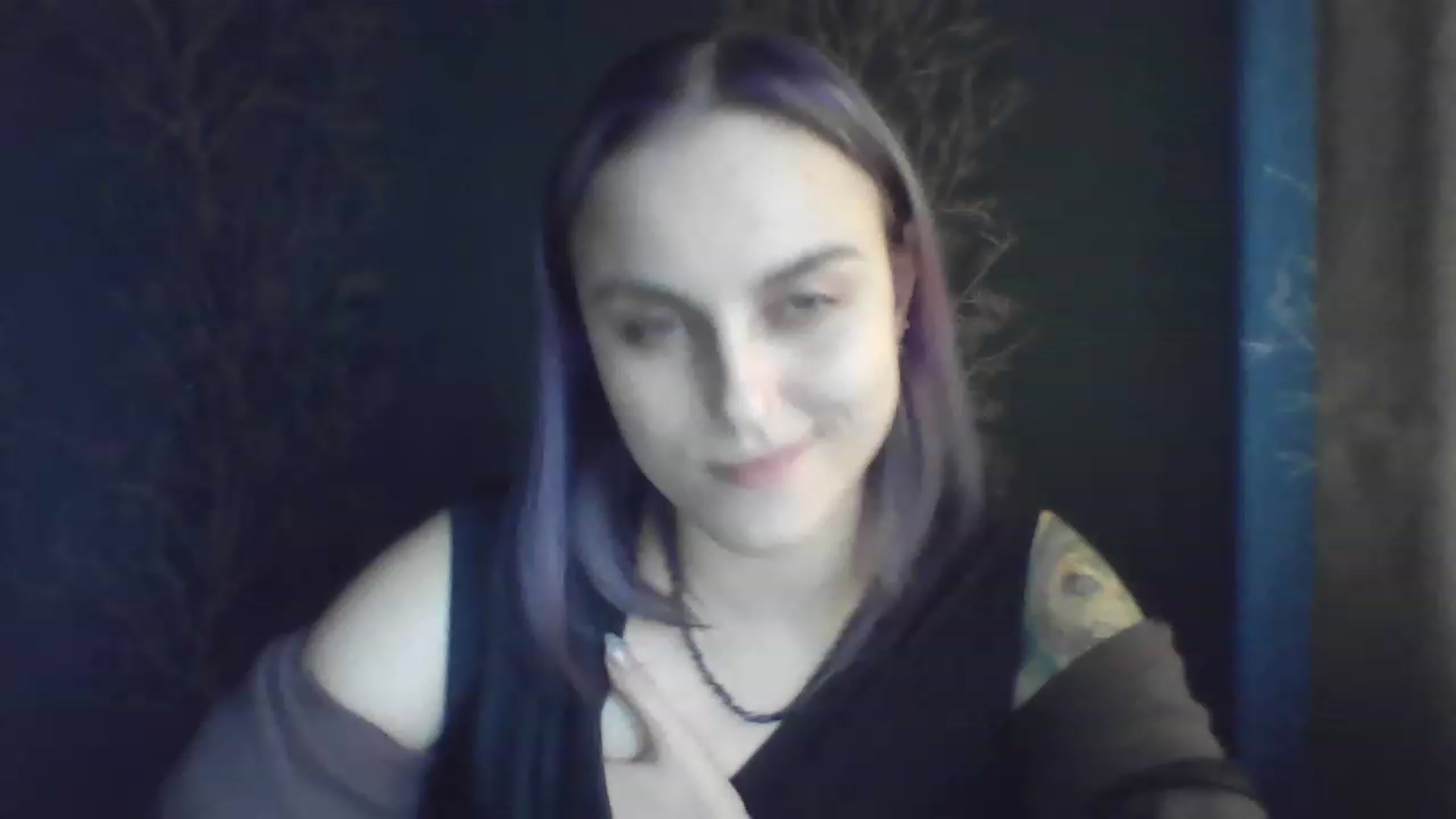 Gallery image thumbnail from Bird_Blue's myfreecams stream on, 11/22/2022, 13:20 image 10 of 20