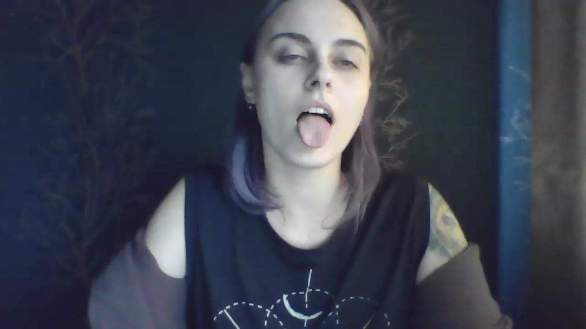 Gallery image thumbnail from Bird_Blue's myfreecams stream on, 11/22/2022, 13:20 image 4 of 20