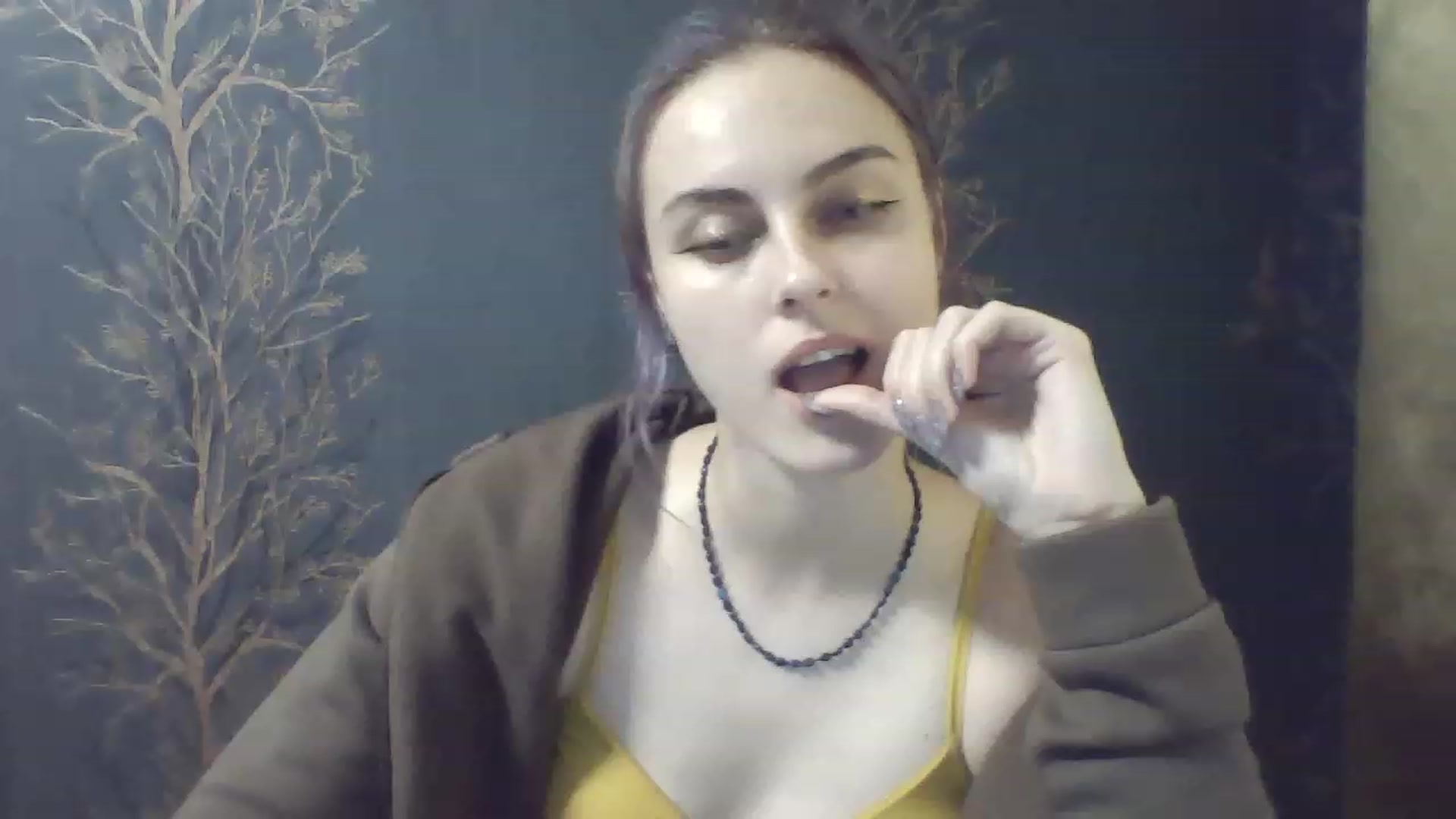 Gallery image thumbnail from Bird_Blue's myfreecams stream on, 11/28/2022, 12:27 image 4 of 20