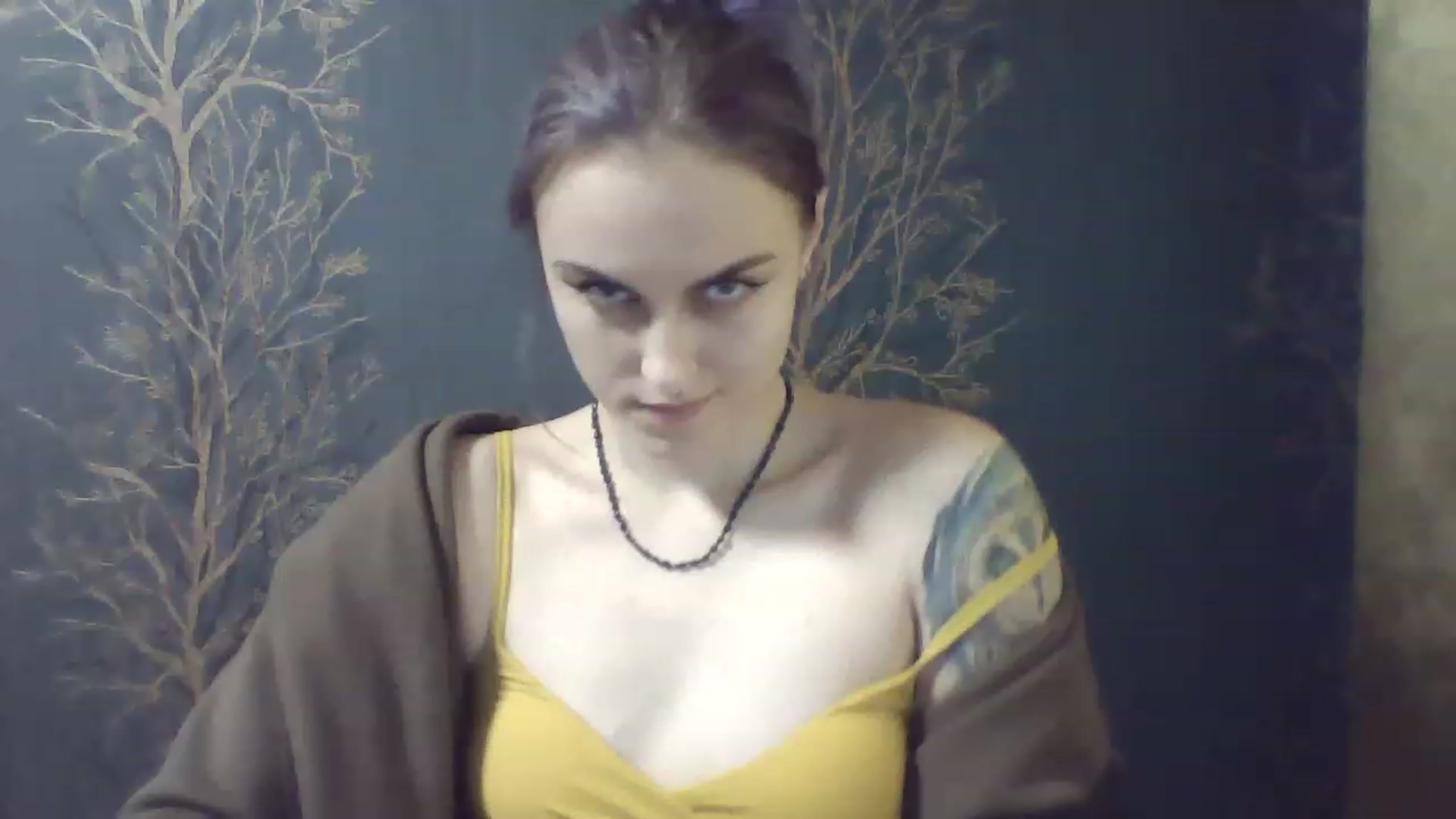 Gallery image thumbnail from Bird_Blue's myfreecams stream on, 11/28/2022, 12:27 image 17 of 20