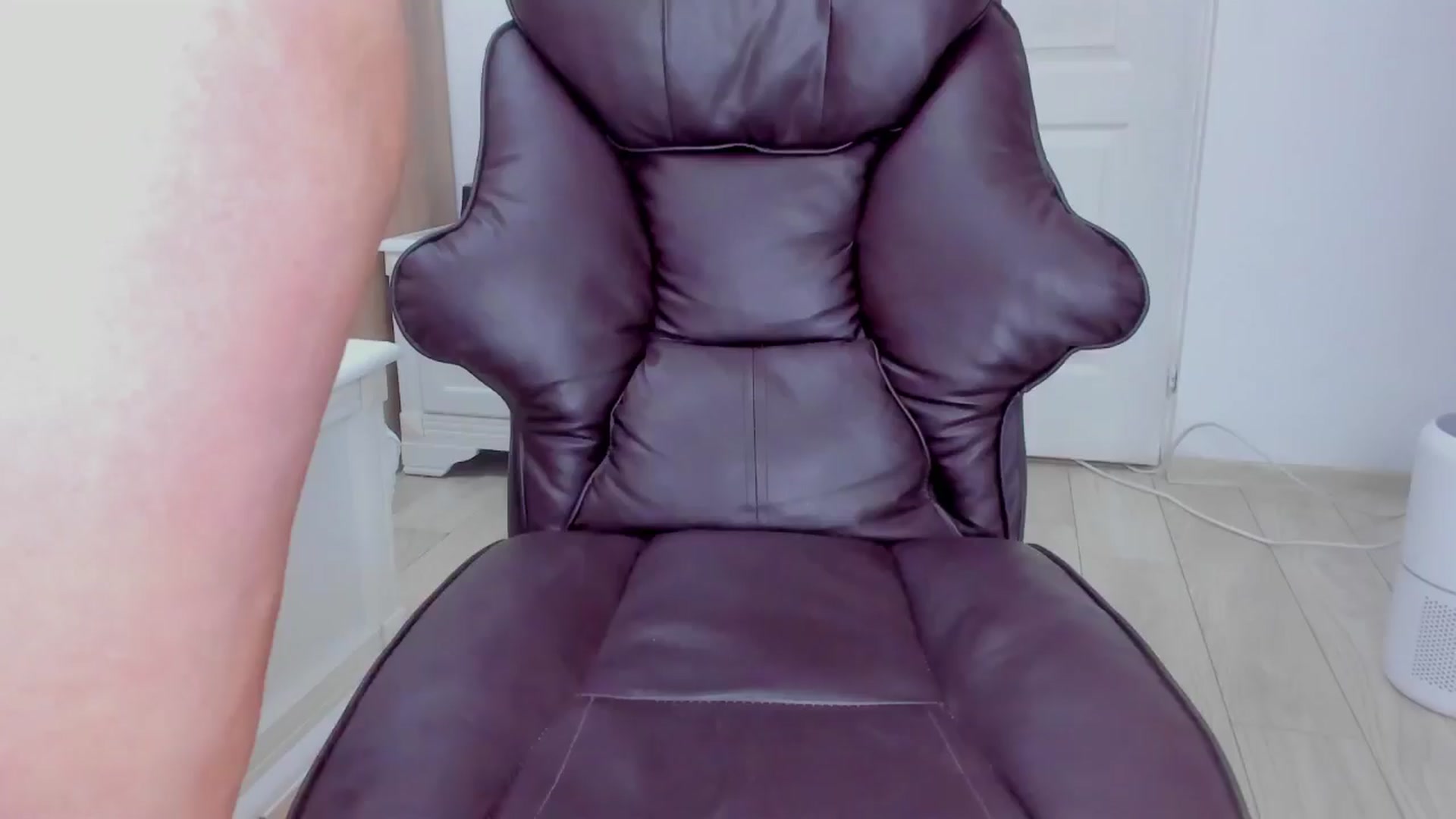 Gallery image thumbnail from Birdie_K's myfreecams stream on, 03/02/2025, 20:01 image 16 of 20