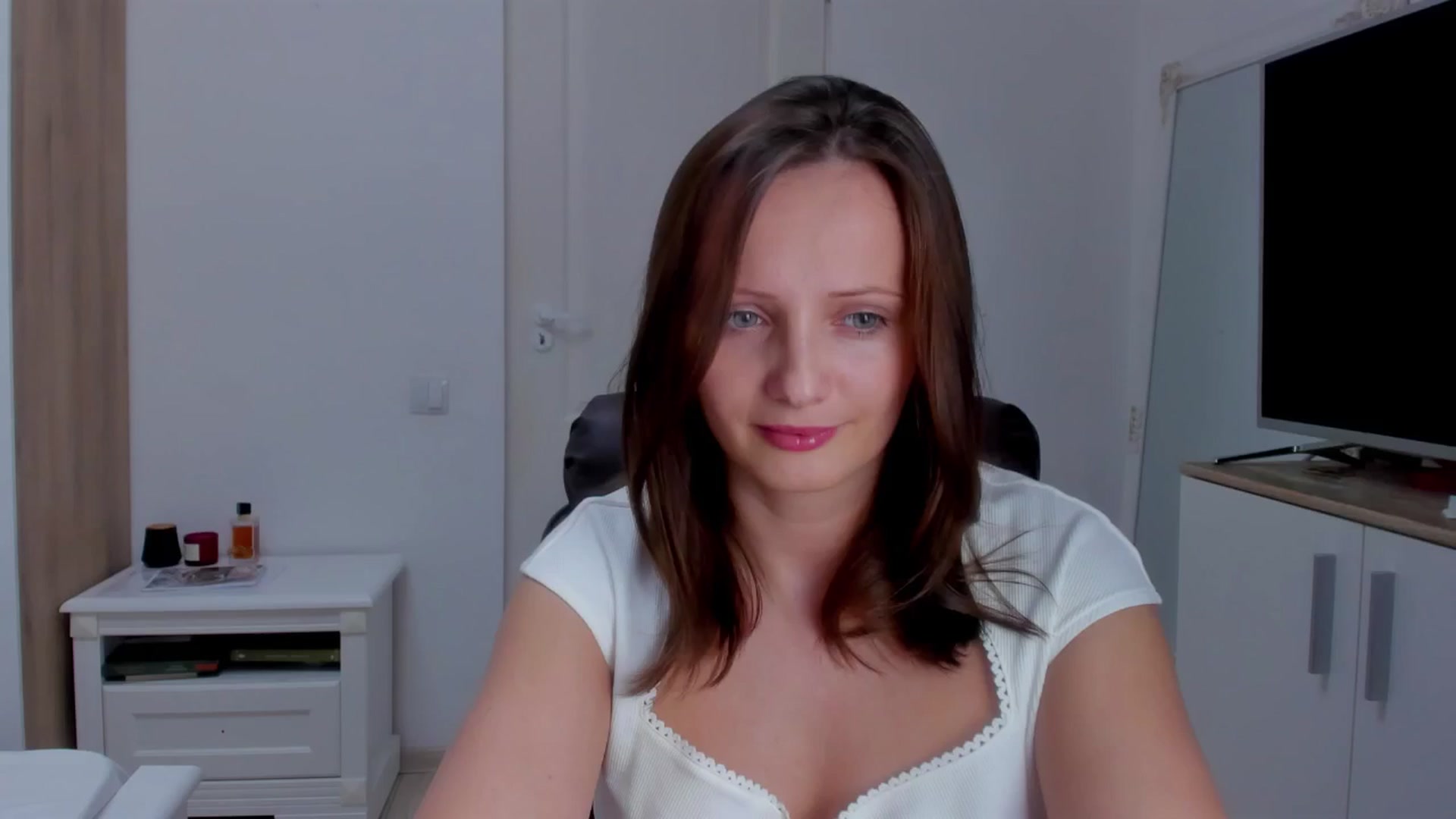 Gallery image thumbnail from Birdie_K's myfreecams stream on, 03/02/2025, 20:01 image 1 of 20