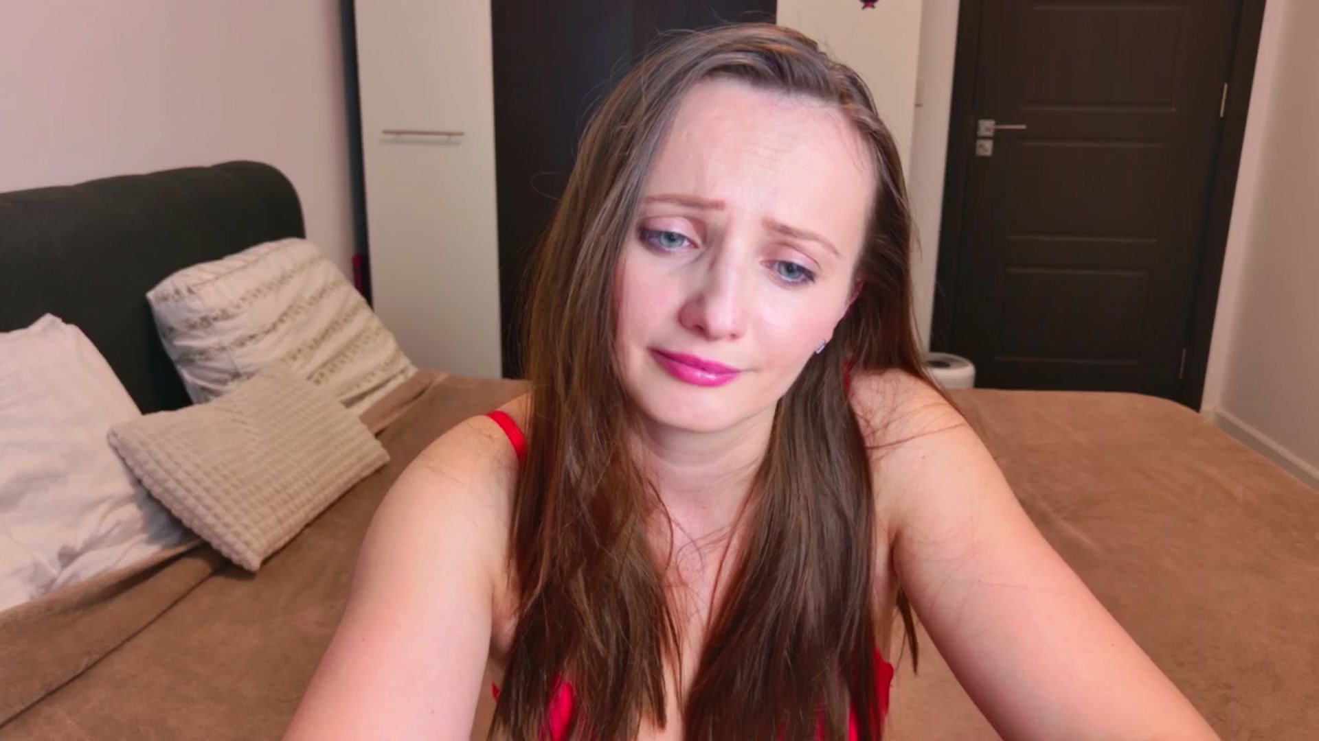 Gallery image thumbnail from Birdie_K's myfreecams stream on, 04/18/2026, 19:11 image 12 of 20
