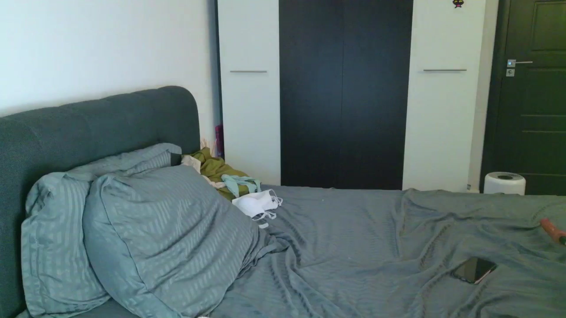 Gallery image thumbnail from Birdie_K's myfreecams stream on, 04/30/2026, 19:19 image 11 of 20