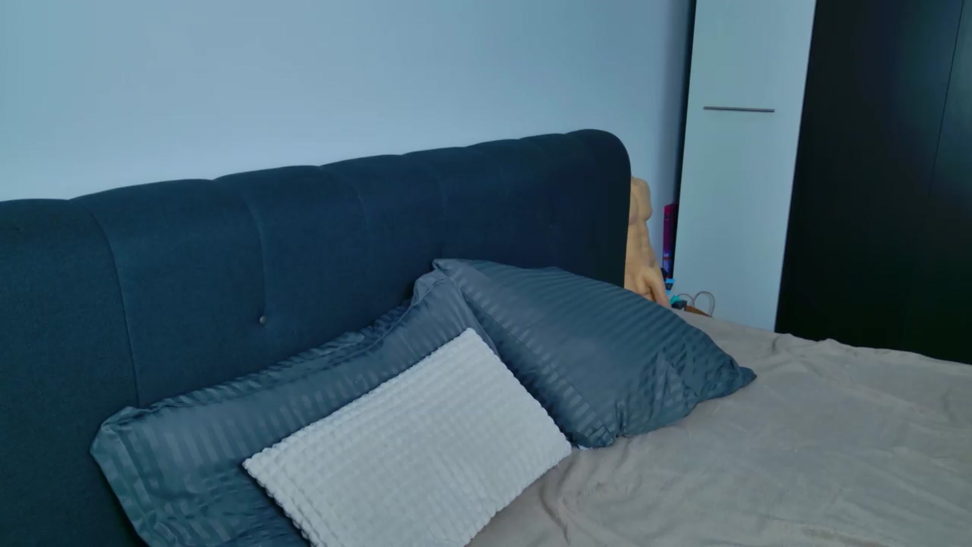 Gallery image thumbnail from Birdie_K's myfreecams stream on, 05/31/2026, 20:40 image 4 of 20