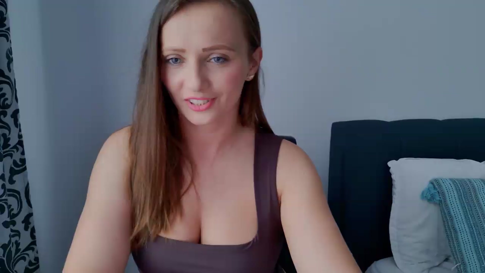 Gallery image thumbnail from Birdie_K's myfreecams stream on, 07/10/2026, 13:36 image 10 of 20