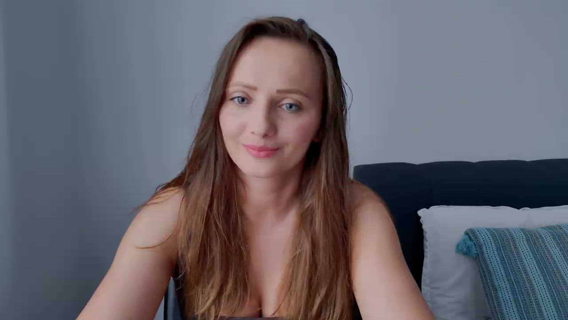 Gallery image thumbnail from Birdie_K's myfreecams stream on, 07/10/2026, 13:36 image 2 of 20