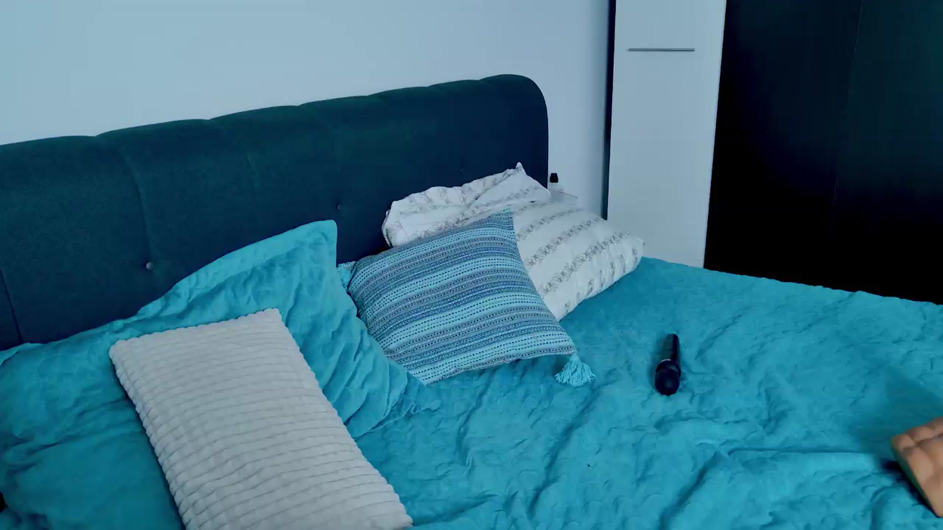 Gallery image thumbnail from Birdie_K's myfreecams stream on, 07/31/2026, 19:48 image 15 of 20