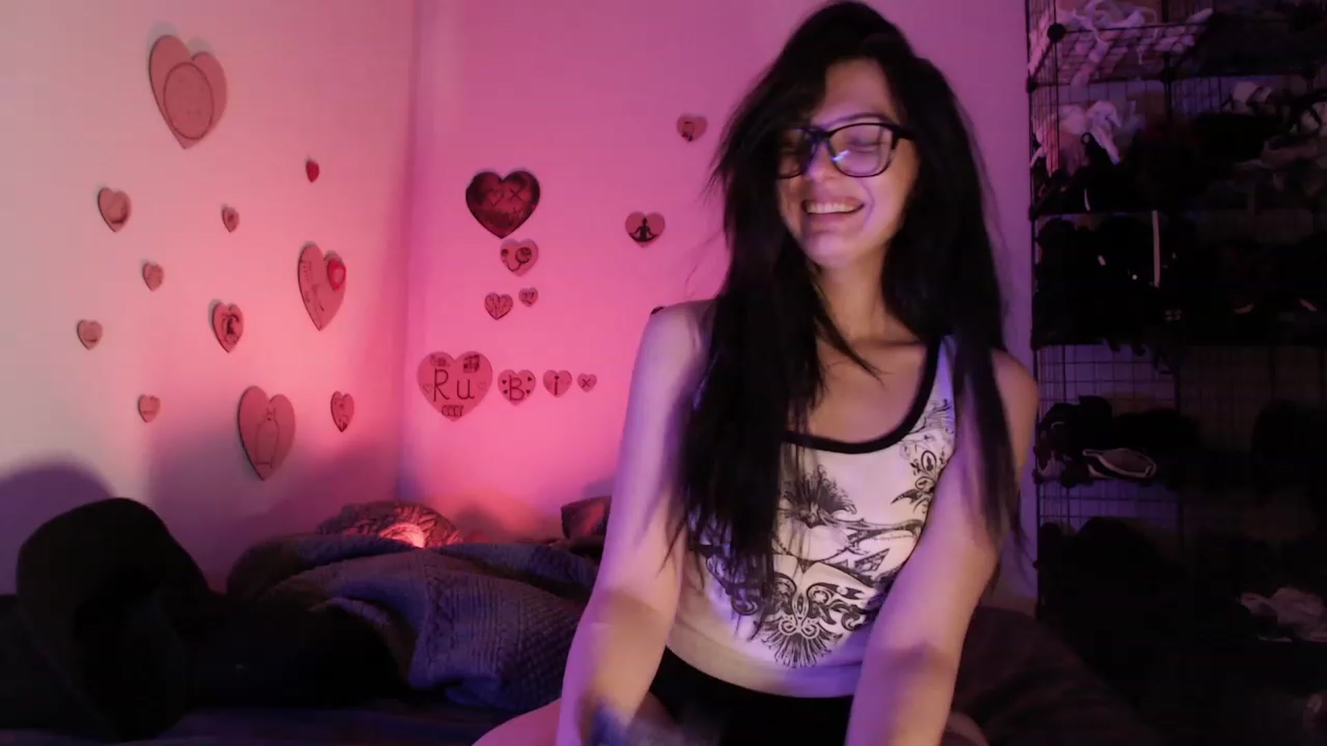 Gallery image thumbnail from BirdsKiller's myfreecams stream on, 06/26/2023, 07:30 image 1 of 20