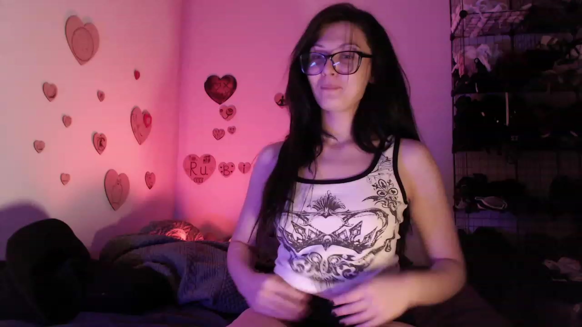 Gallery image thumbnail from BirdsKiller's myfreecams stream on, 06/26/2023, 07:30 image 15 of 20