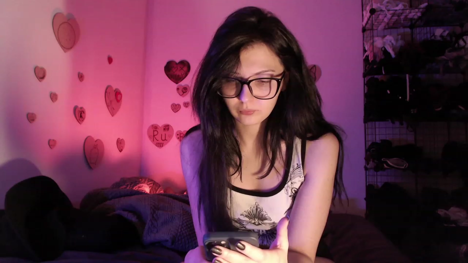Gallery image thumbnail from BirdsKiller's myfreecams stream on, 06/26/2023, 07:30 image 16 of 20