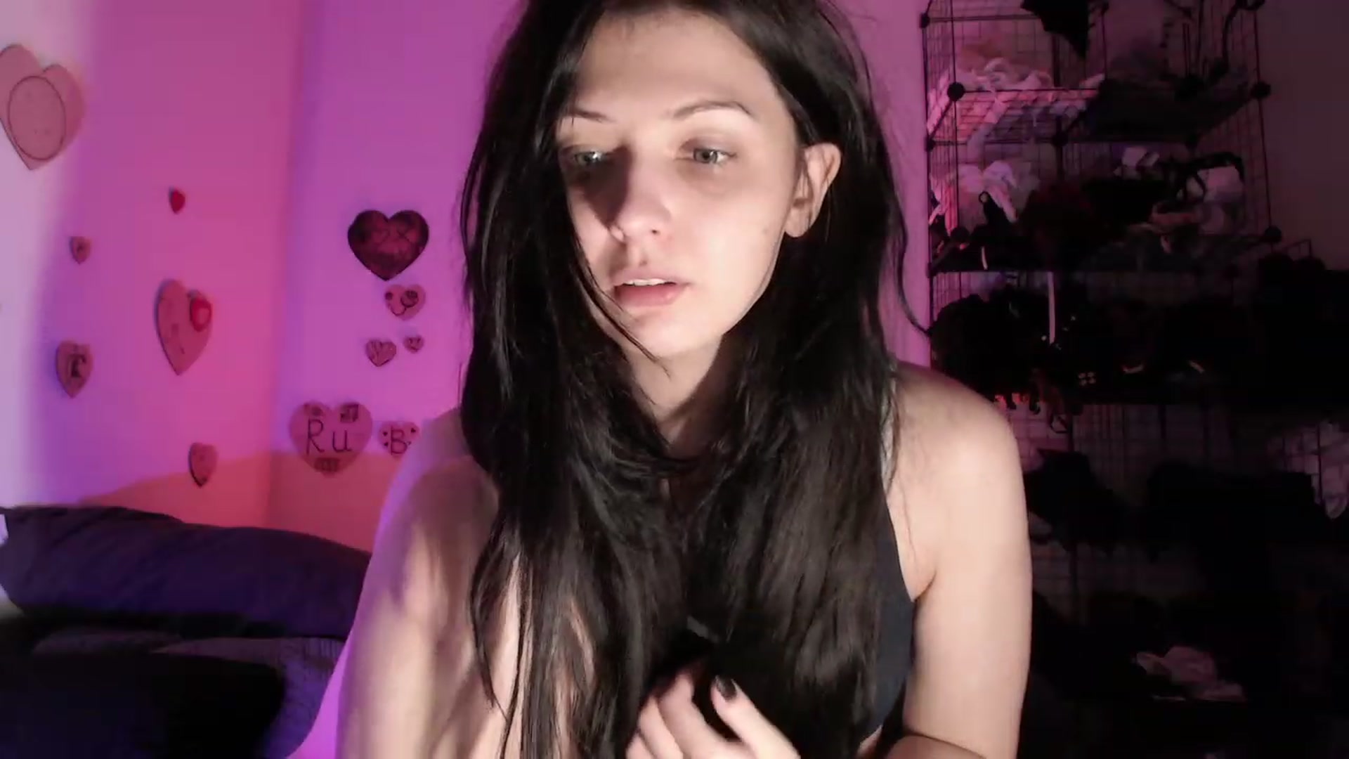 Gallery image thumbnail from BirdsKiller's myfreecams stream on, 06/27/2023, 03:36 image 14 of 20