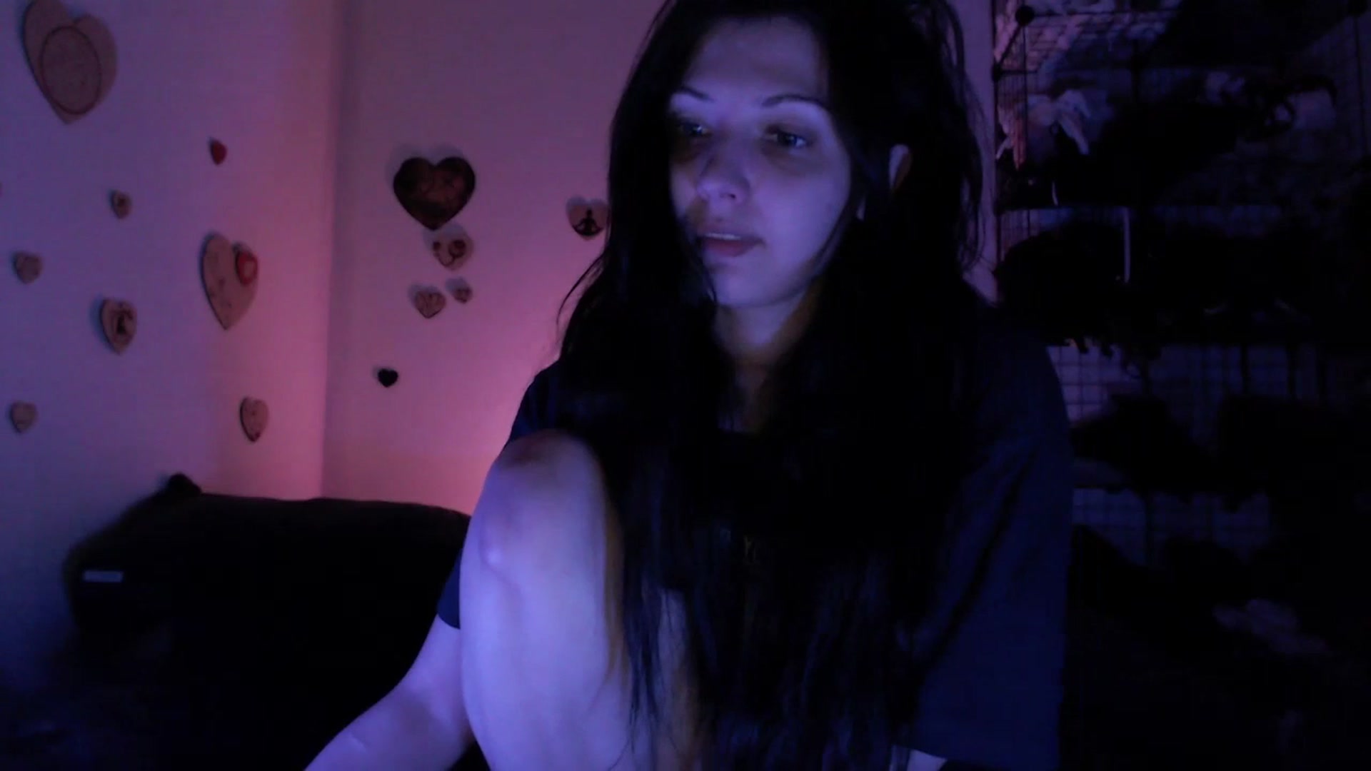 Gallery image thumbnail from BirdsKiller's myfreecams stream on, 06/27/2023, 06:52 image 8 of 20