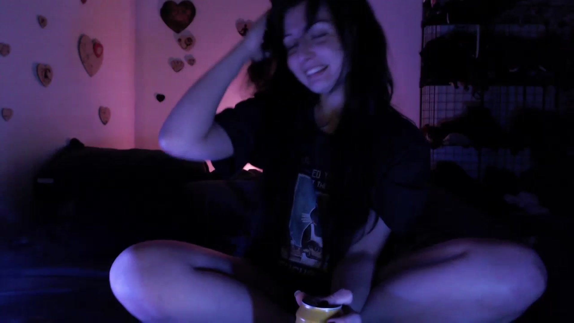 Gallery image thumbnail from BirdsKiller's myfreecams stream on, 06/27/2023, 06:52 image 16 of 20