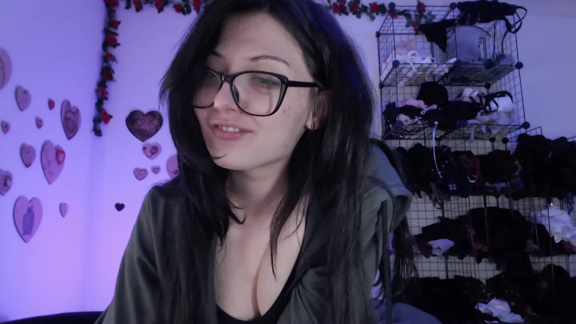 Gallery image thumbnail from BirdsKiller's myfreecams stream on, 07/03/2023, 03:49 image 15 of 20
