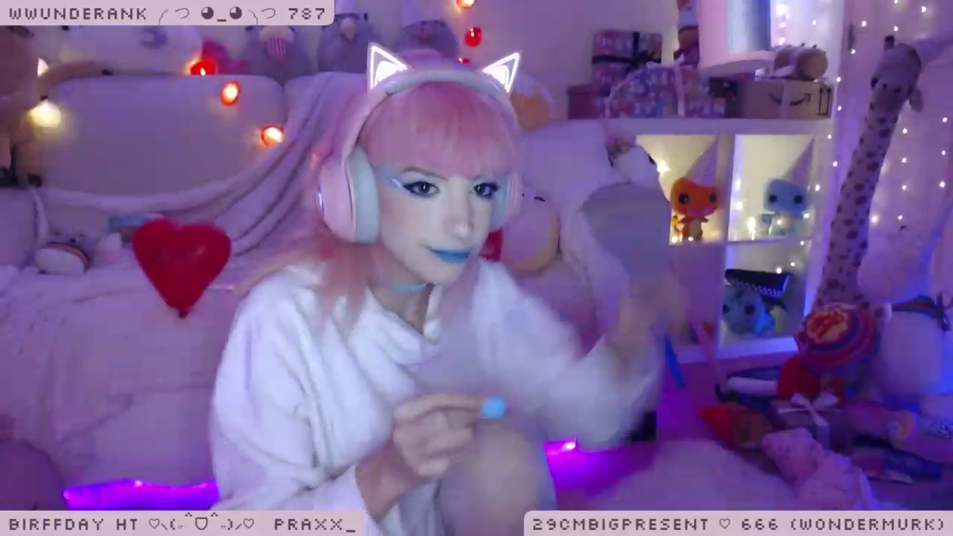 Gallery image thumbnail from BirffdayBish's myfreecams stream on, 12/04/2022, 01:29 image 7 of 20